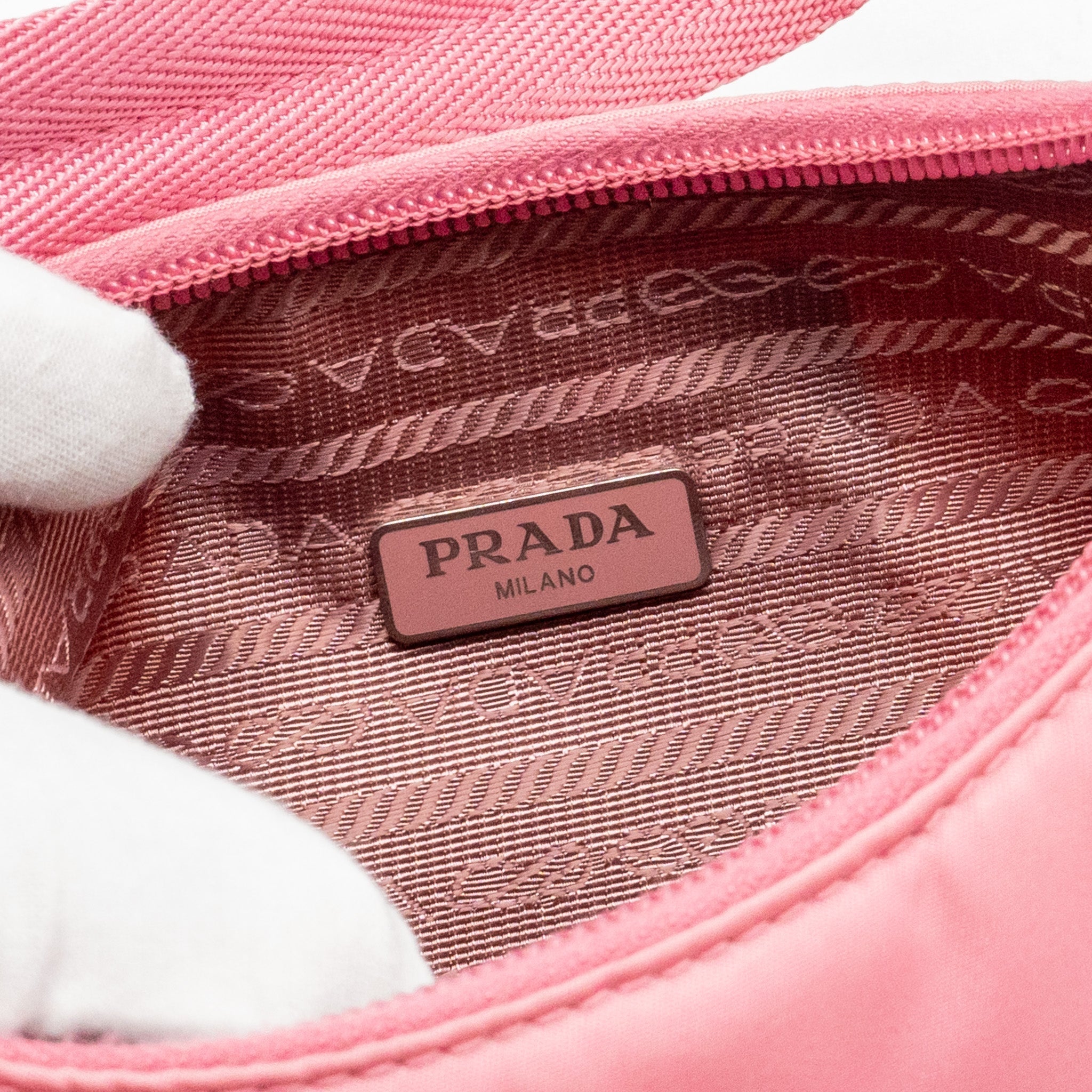 prada-re-edition-2000-mini-bag-re-nylon-pink-shw-copy