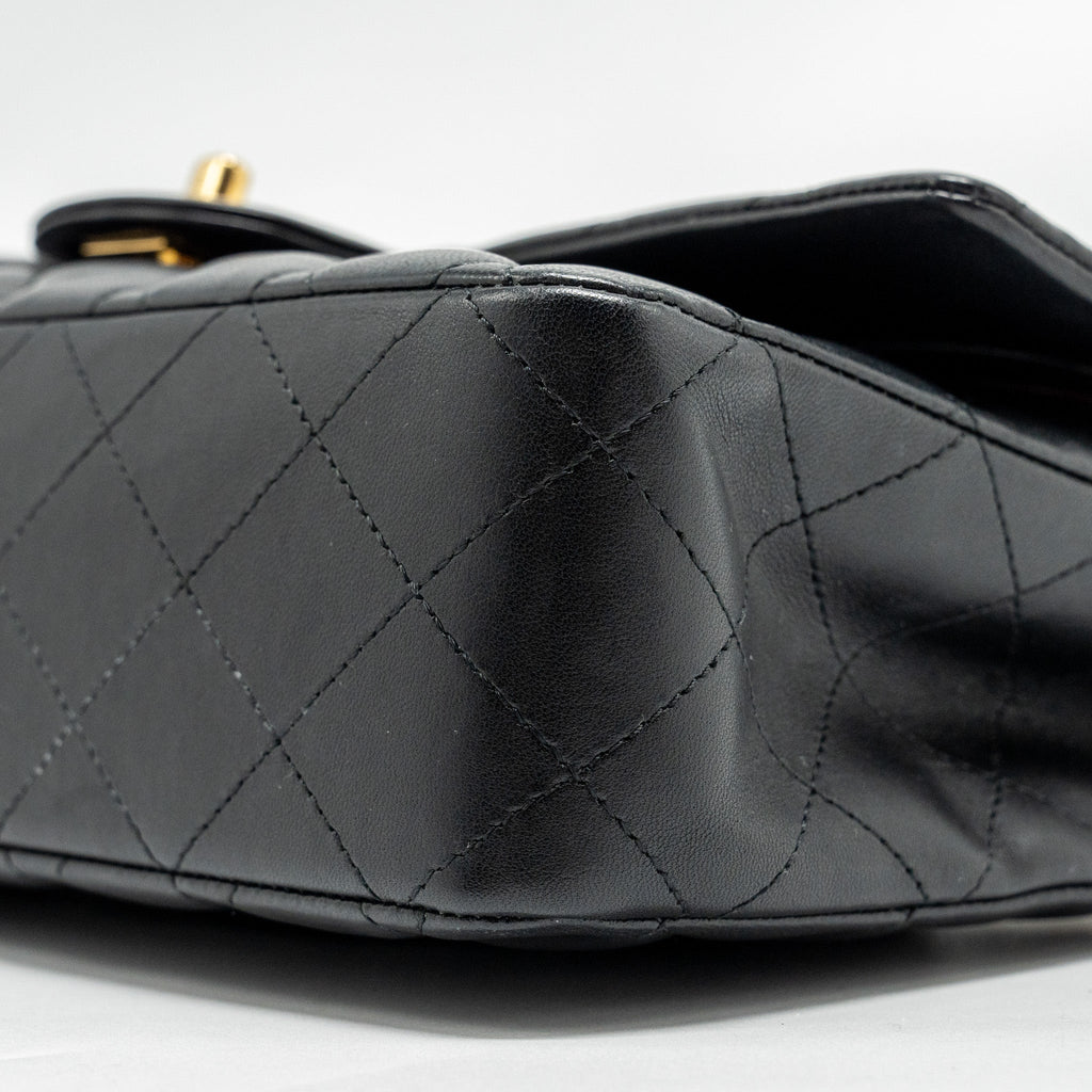 chanel-medium-classic-double-flap-bag-lambskin-black-ghw-7