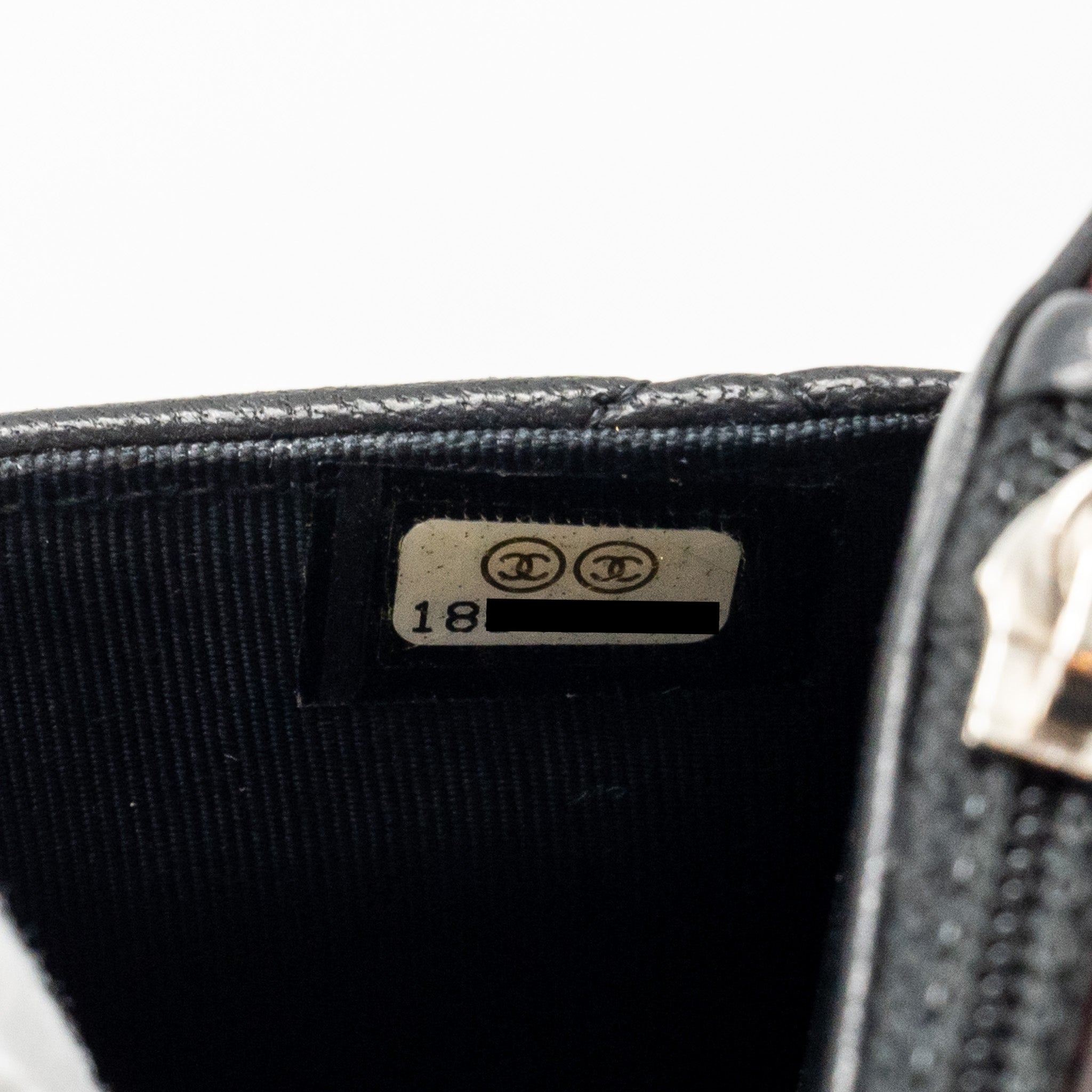 chanel-classic-wallet-on-chain-lambskin-black-shw-3