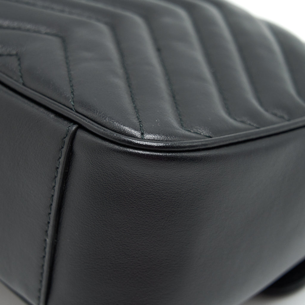 gucci-gg-marmont-shoulder-bag-26cm-black-with-ghw