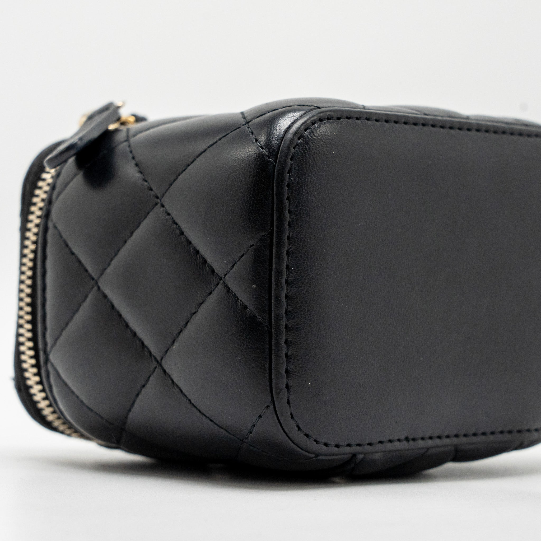 chanel-22s-pearl-crush-mini-vanity-with-chain-lambskin-black-ghw-1