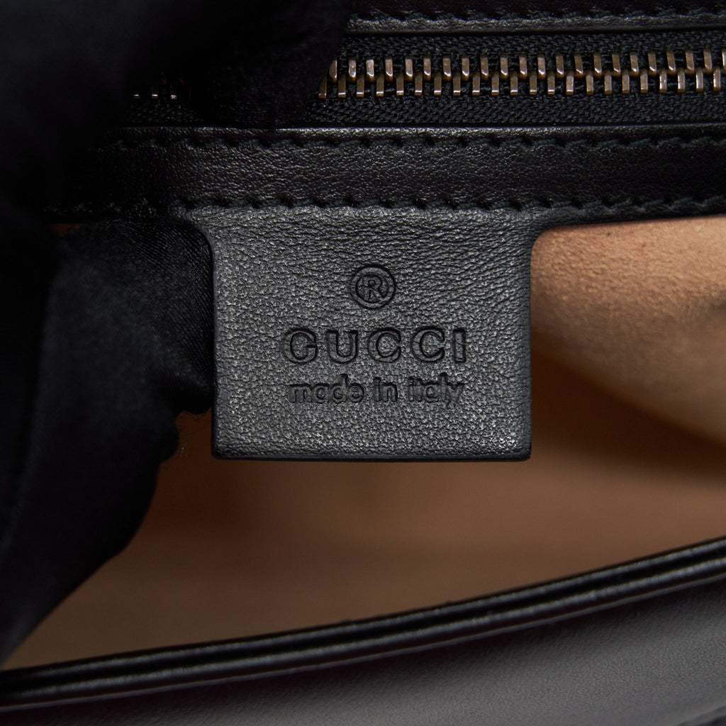 gucci-gg-marmont-shoulder-bag-26cm-black-with-ghw