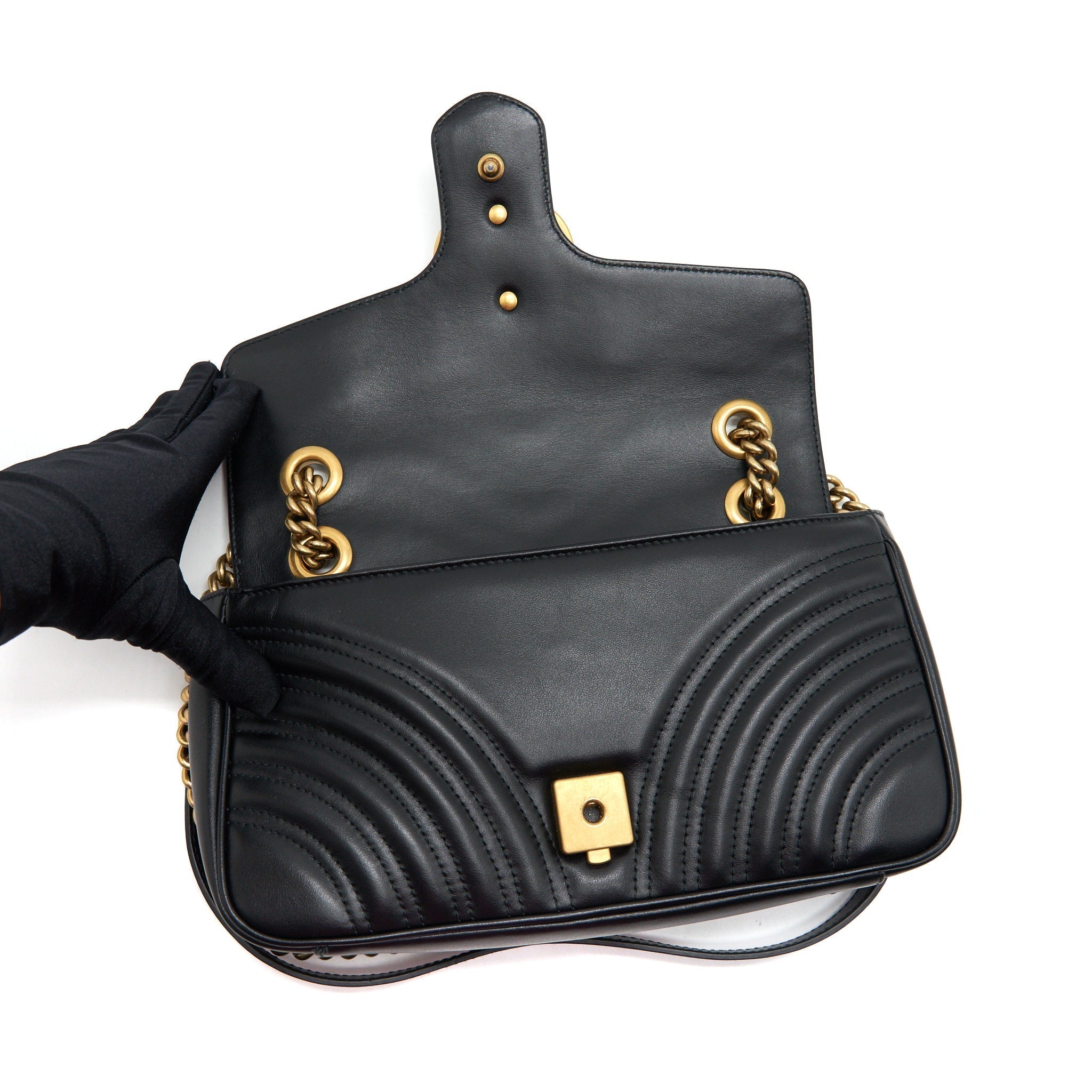gucci-gg-marmont-shoulder-bag-26cm-black-with-ghw