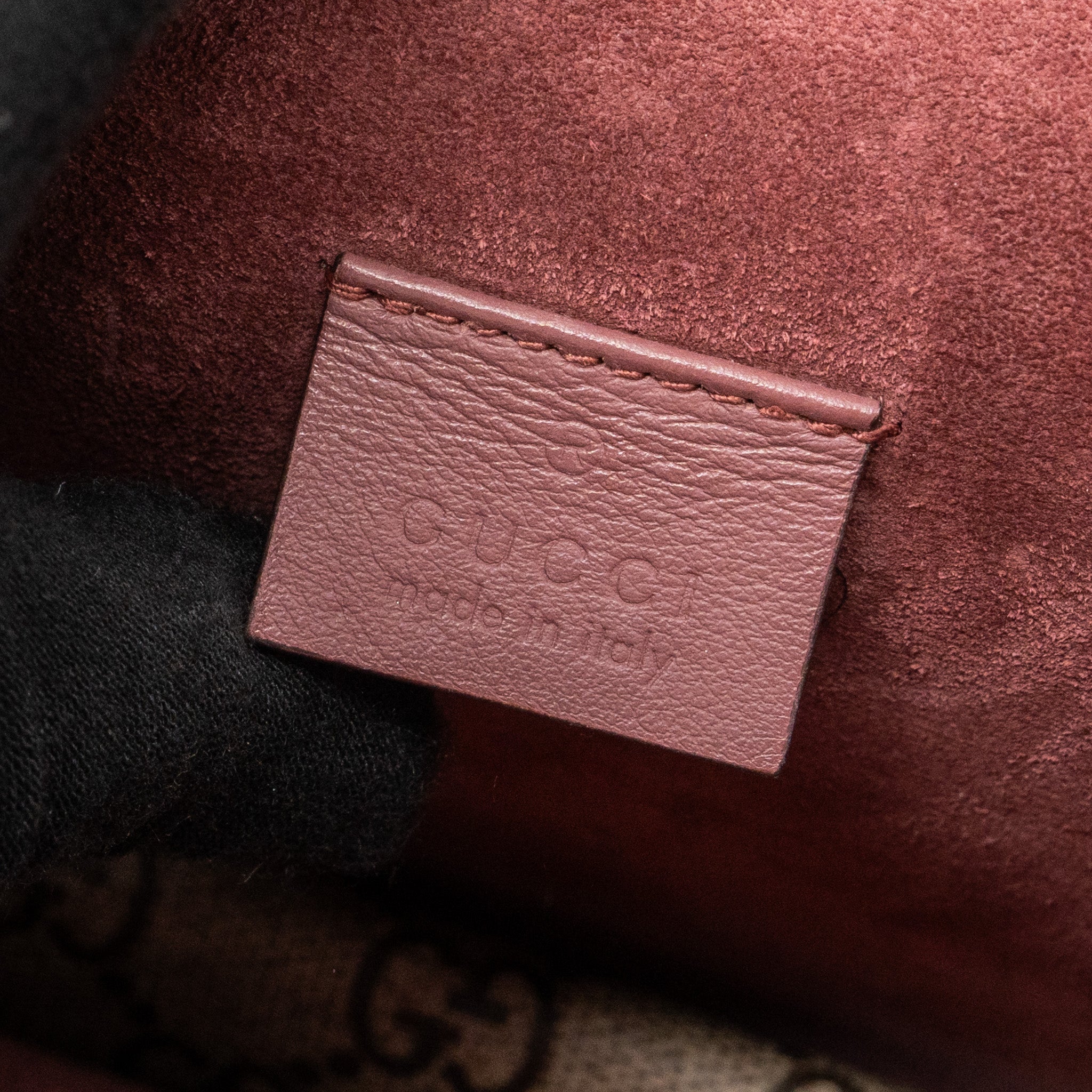 gucci-dionysus-shoulder-bag-flower-printed-gg-supreme-canvas-shw