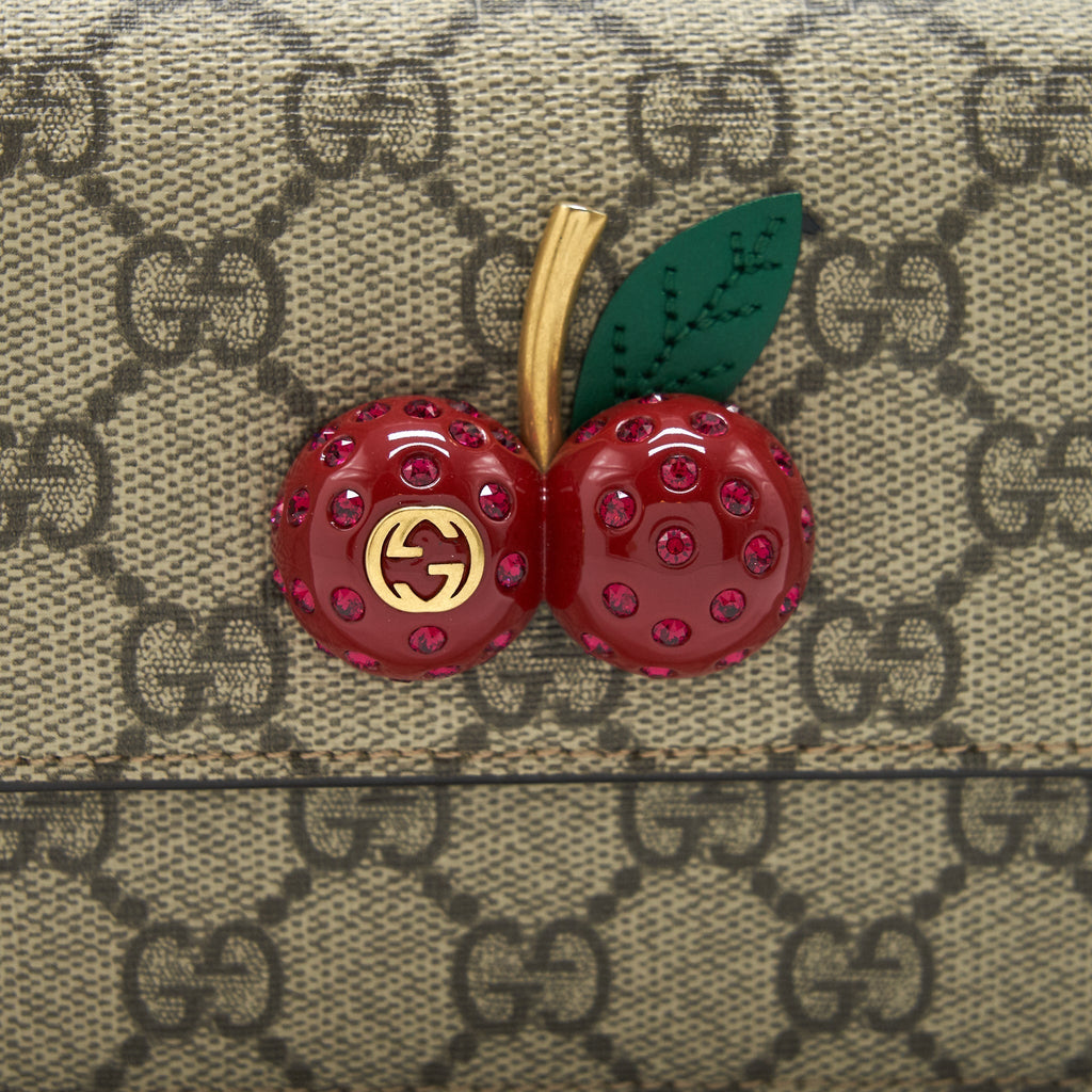 gucci-cherries-wallet-on-chain