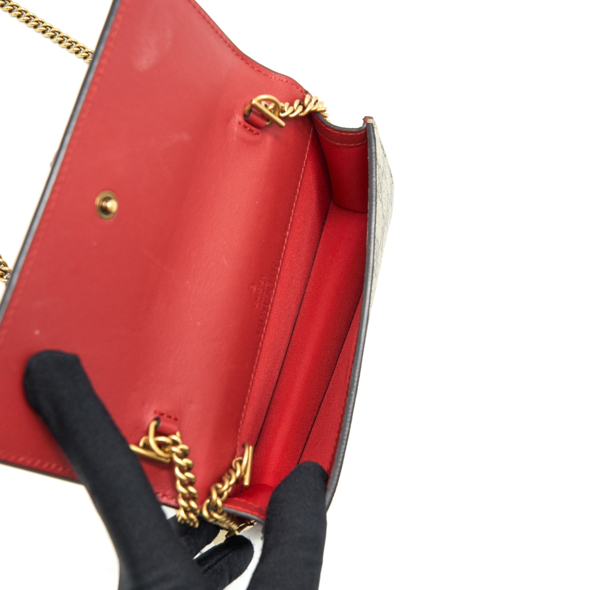gucci-cherries-wallet-on-chain