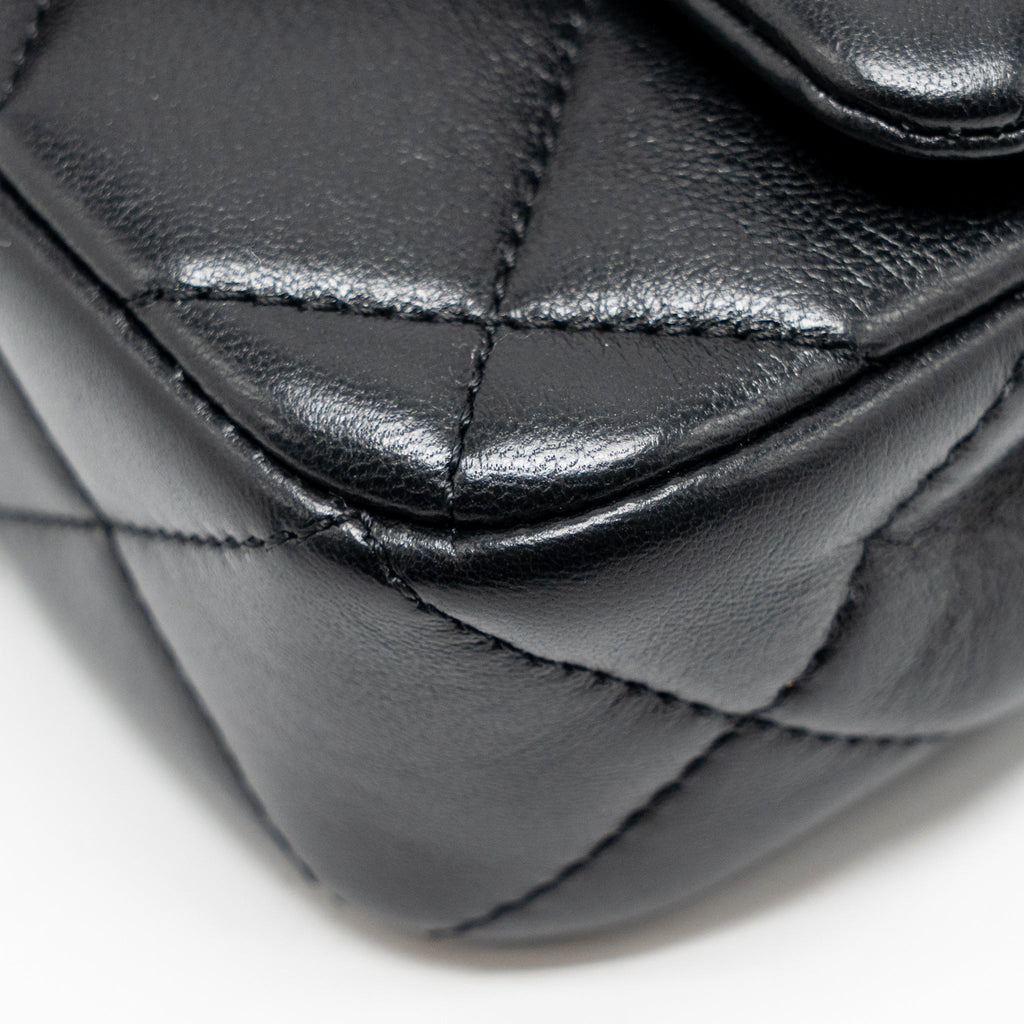 chanel-24s-pearl-adjustable-chain-mini-flap-bag-lambskin-black-ghwmicrochip