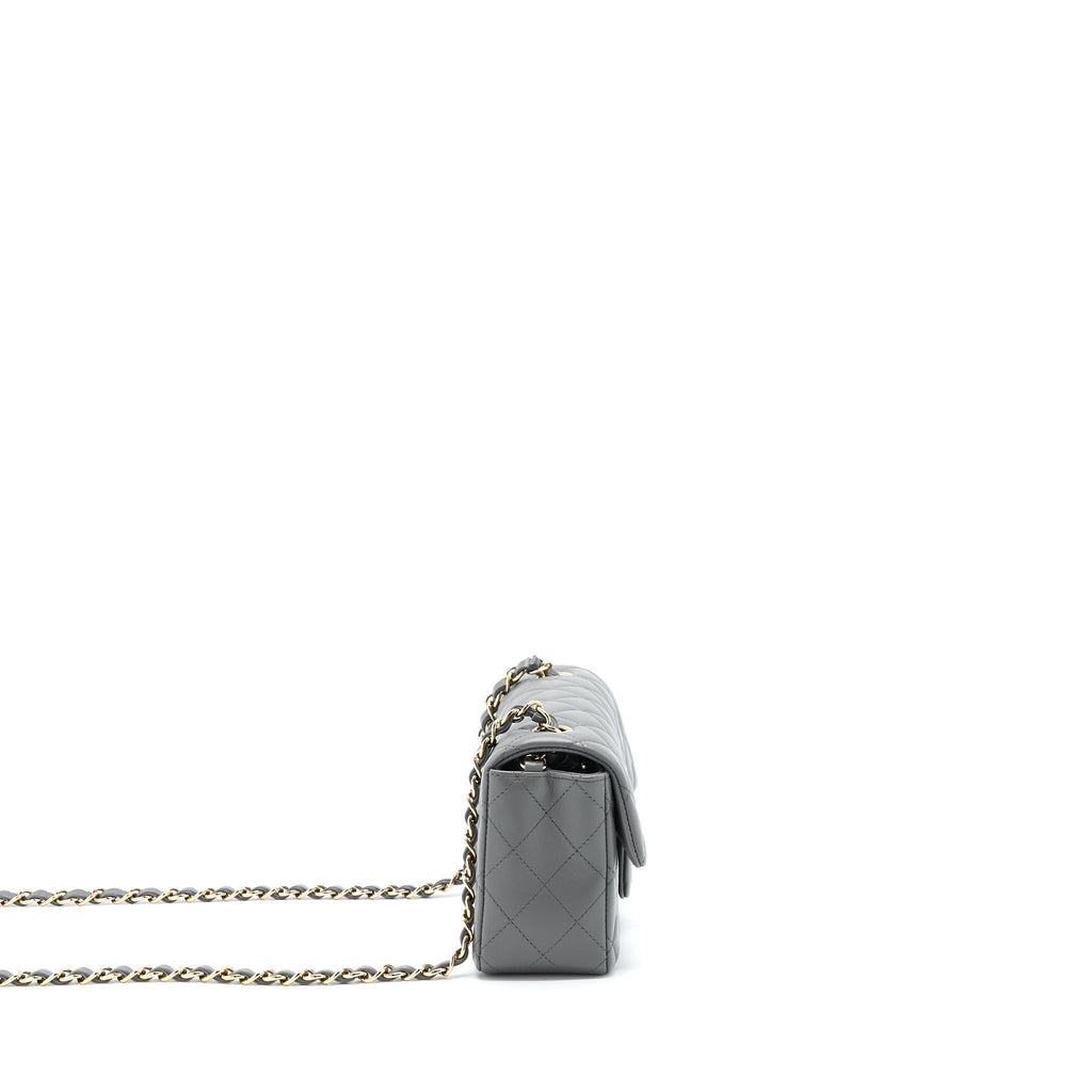 chanel-22a-mini-rectangular-flap-bag-lambskin-grey-lghw-microchip