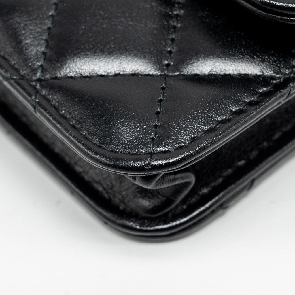 chanel-21a-gold-crush-mini-flap-clutch-with-adjustable-chain-calfskin-black-ghw-copy