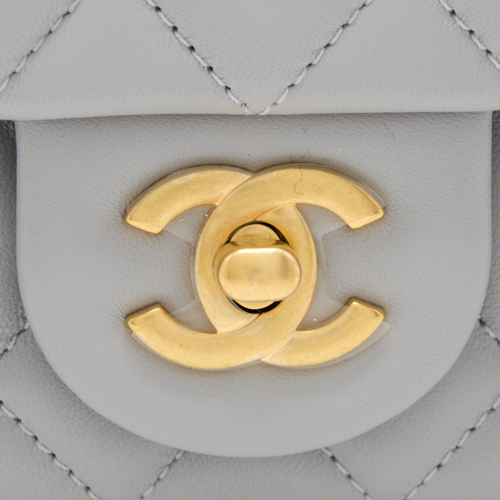 chanel-pearl-crush-mini-rectangular-lambskin-grey-brushed-ghwmicrochip