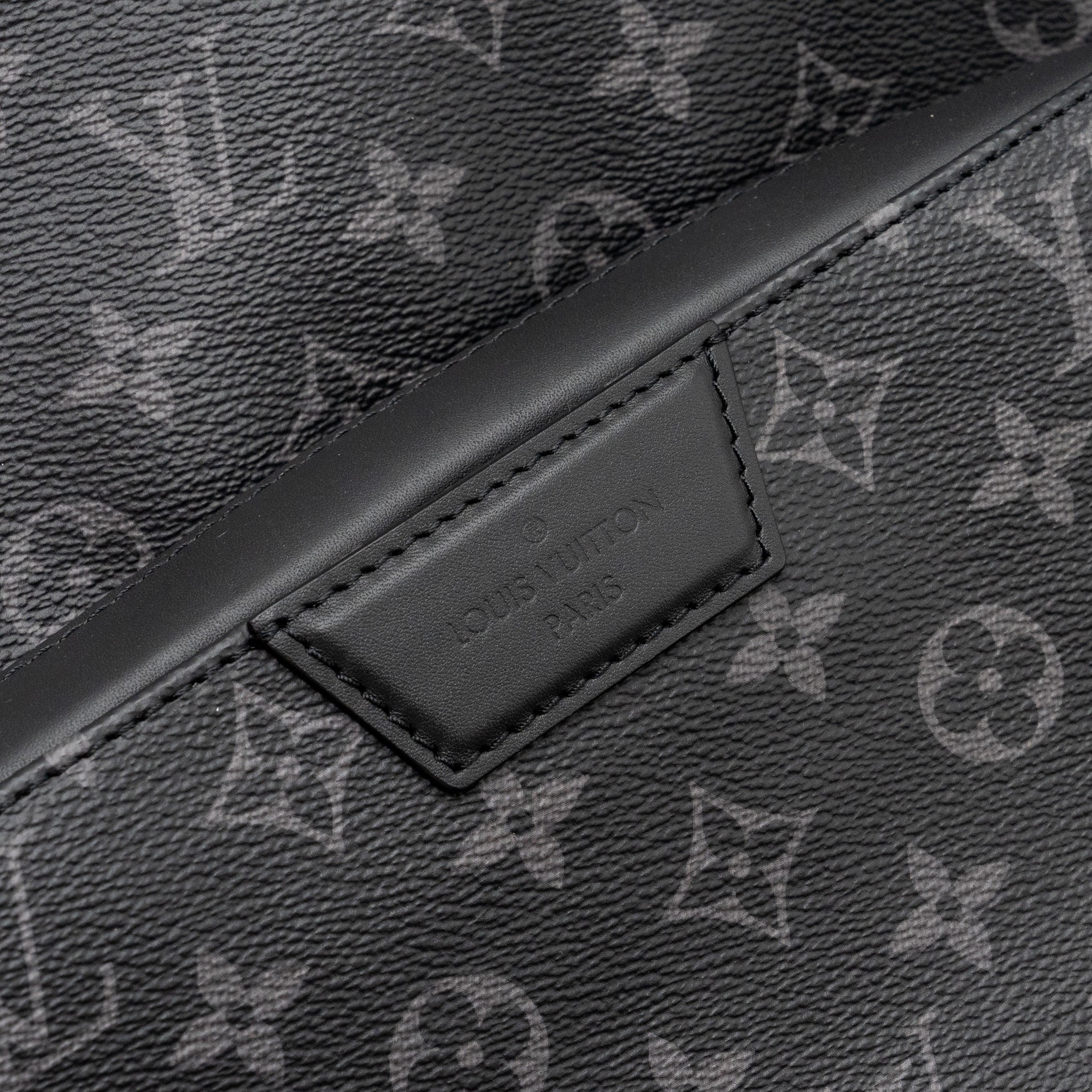 louis-vuitton-discovery-backpack-pm-monogram-canvas-black-shw