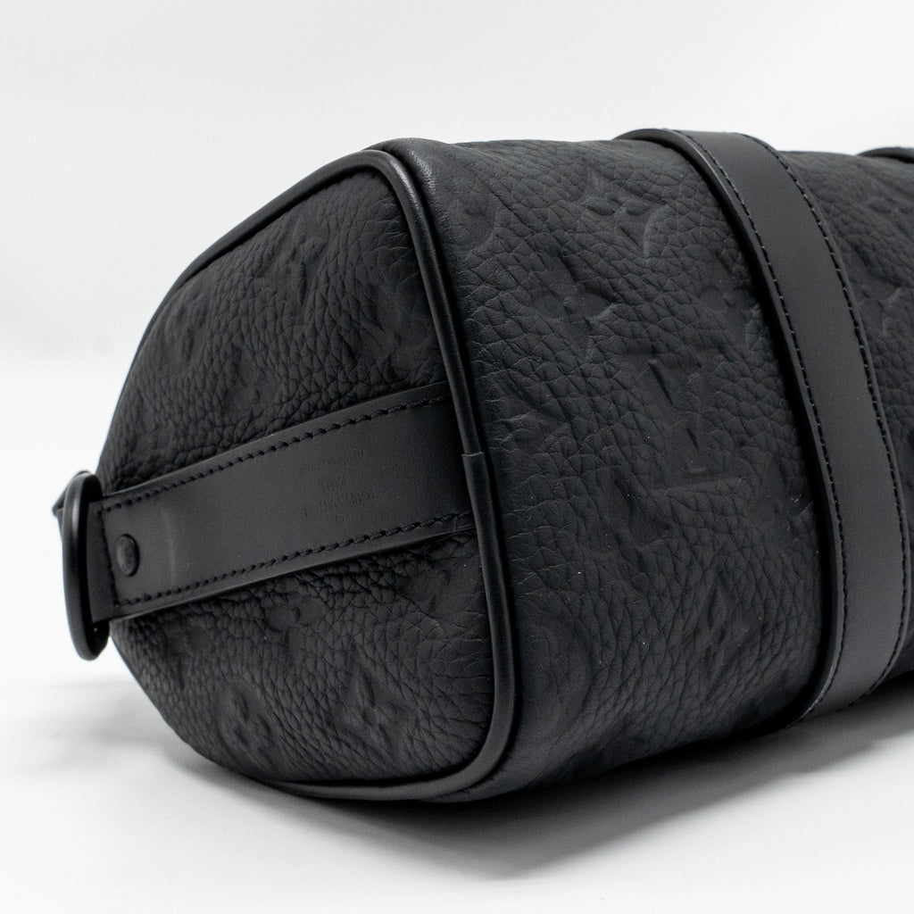 louis-vuitton-keepall-bandouliere-25-monogram-taurillon-leather-black-with-black-hardware