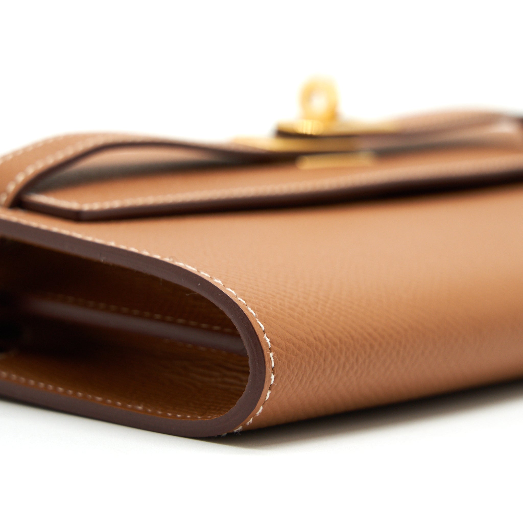 hermes-classic-kelly-to-go-gold-with-ghw-epsom-leather