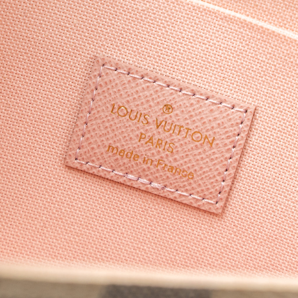 louis-vuitton-felicie-pochette-damier-azur-ghw