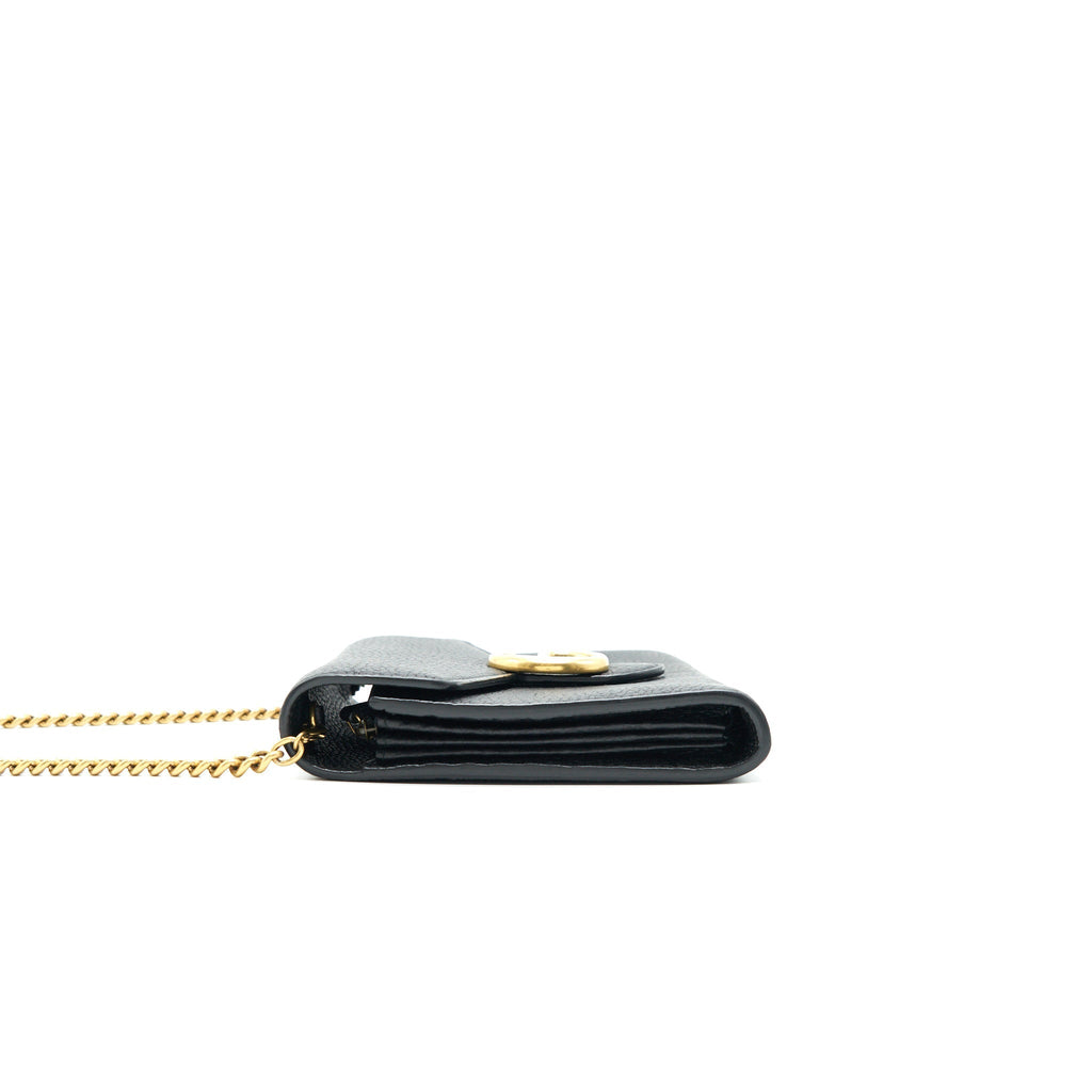 gucci-grained-calfskin-gg-logo-wallet-on-chain-with-ghw