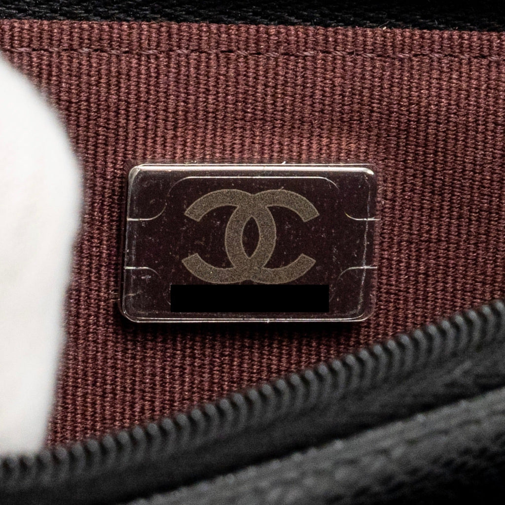 chanel-classic-wallet-on-chain-caviar-black-shw-microchip-8