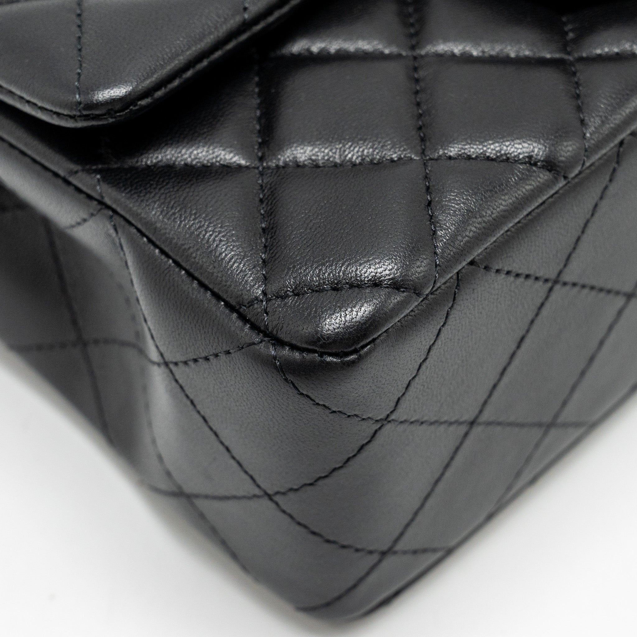 chanel-mini-rectangular-flap-bag-lambskin-black-lghwmicrochip-1