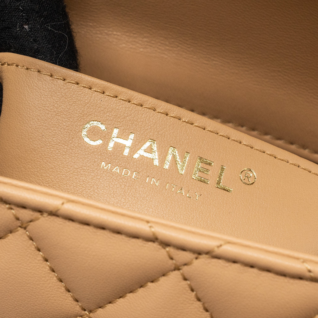 chanel-pearl-crush-mini-square-flap-bag-lambskin-beige-ghw-microchip-1