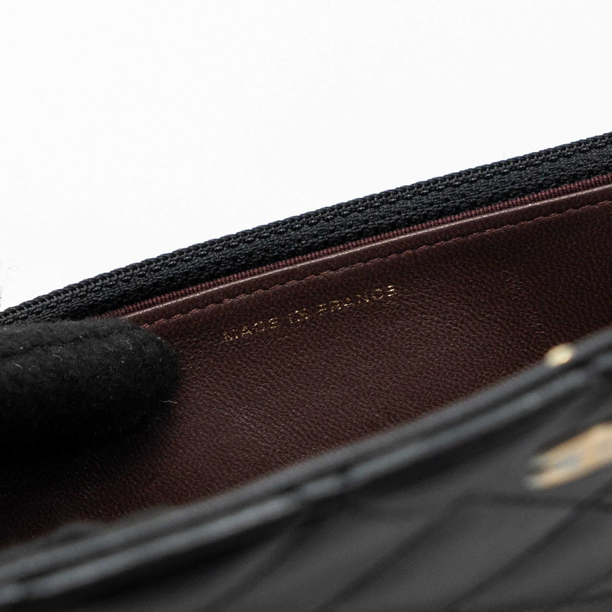 chanel-classic-wallet-on-chain-lambskin-black-lghw