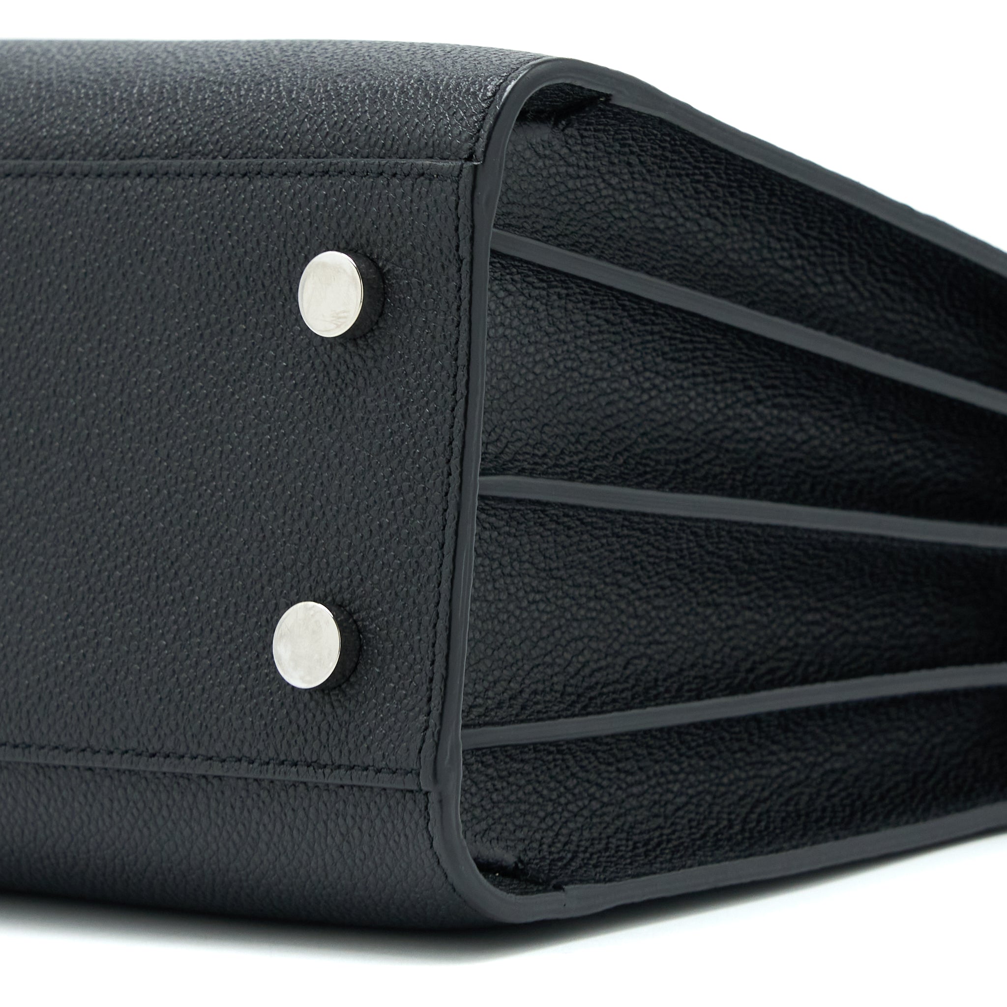 saint-laurent-sac-de-jour-babe-grained-calfskin-black-shw