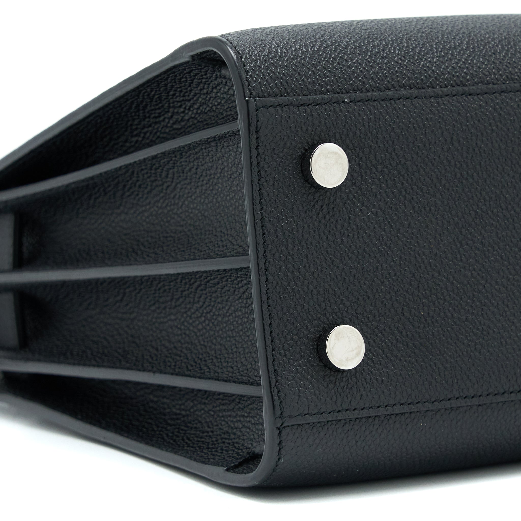 saint-laurent-sac-de-jour-babe-grained-calfskin-black-shw
