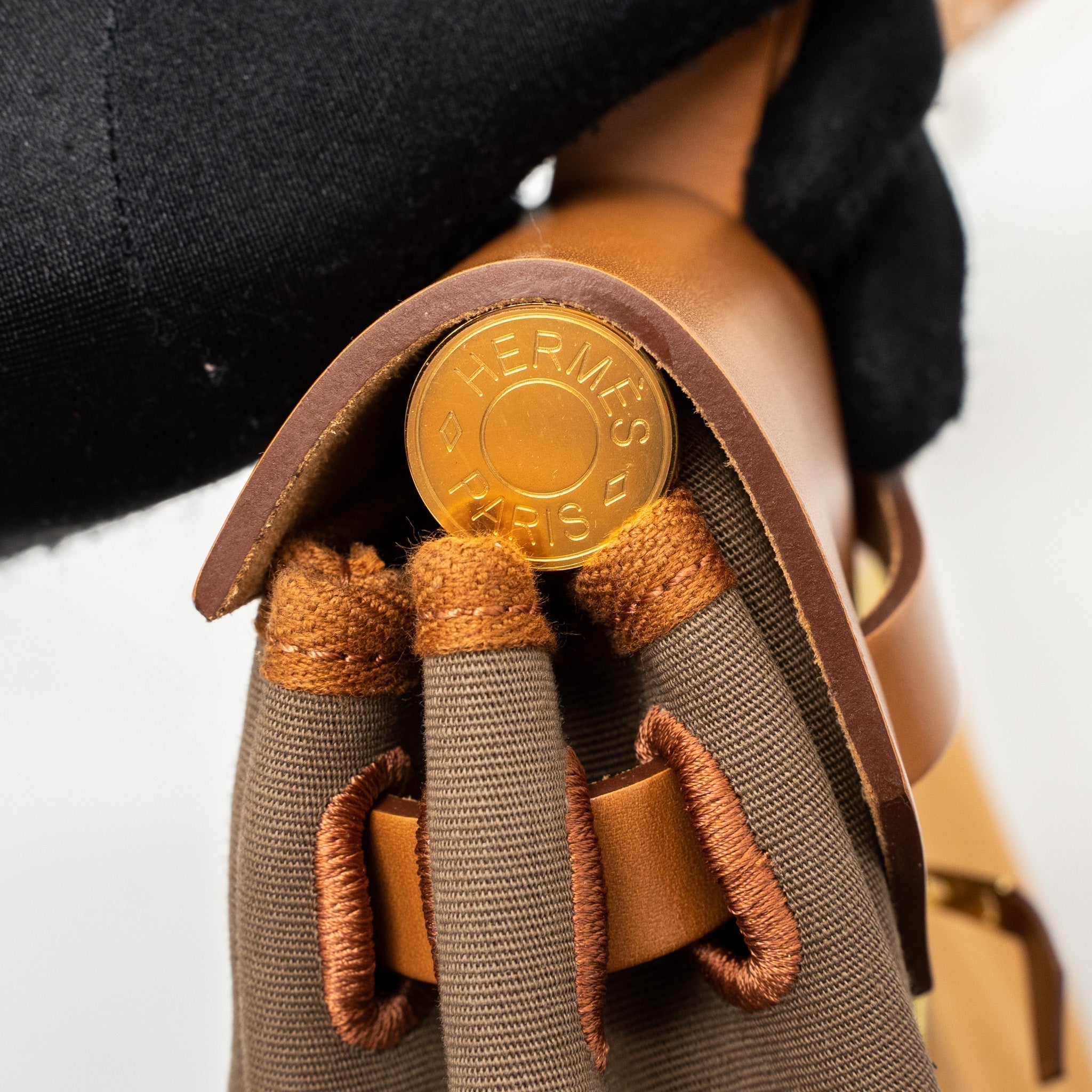 hermes-herbag-31-zip-bag-canvas-vache-hunter-etoupe-dune-fauve-ghw-stamp-u