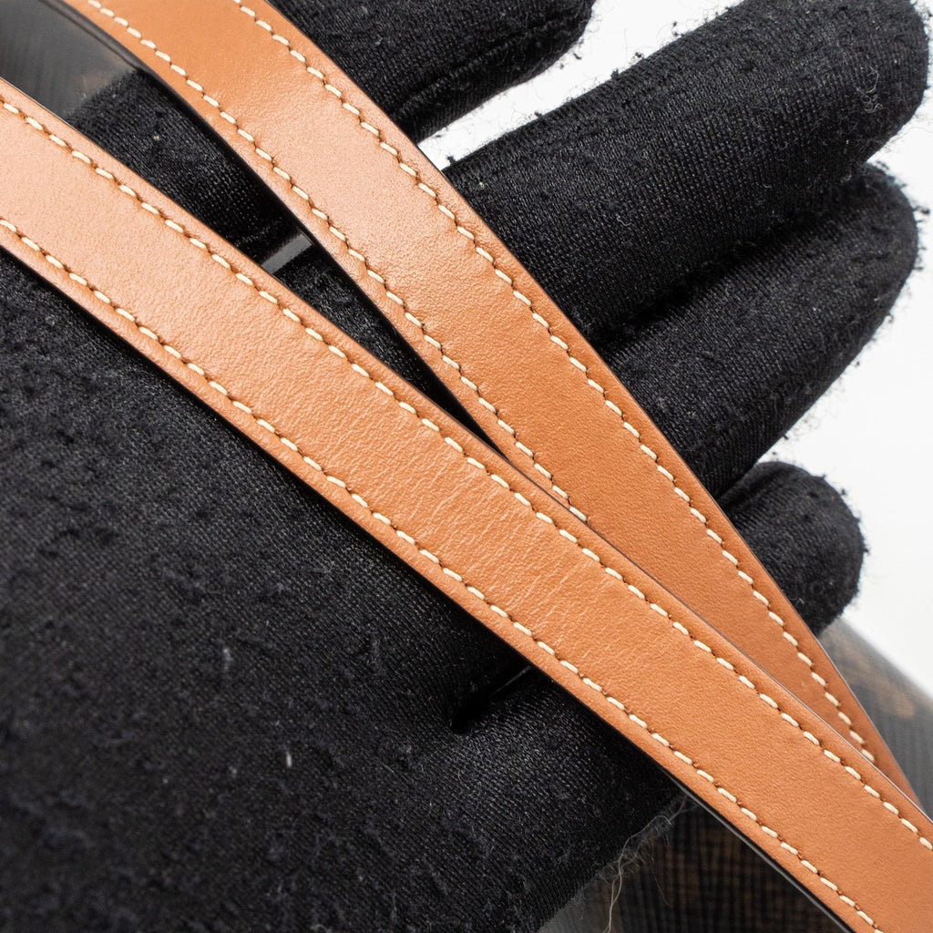celine-clutch-on-strap-tabou-calfskin-triomphe-canvas-tan-ghw