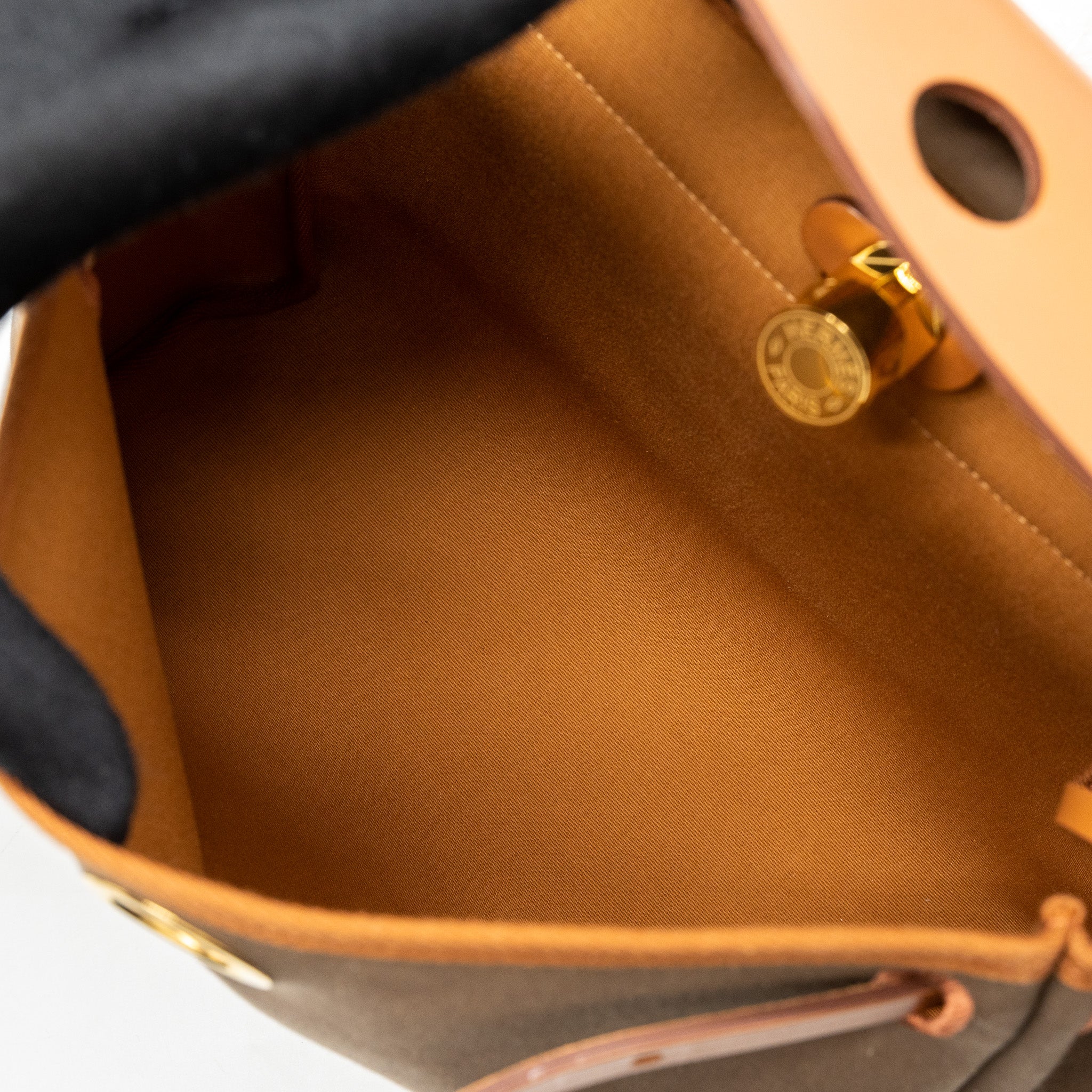 hermes-herbag-31-zip-bag-canvas-vache-hunter-etoupe-dune-fauve-ghw-stamp-u