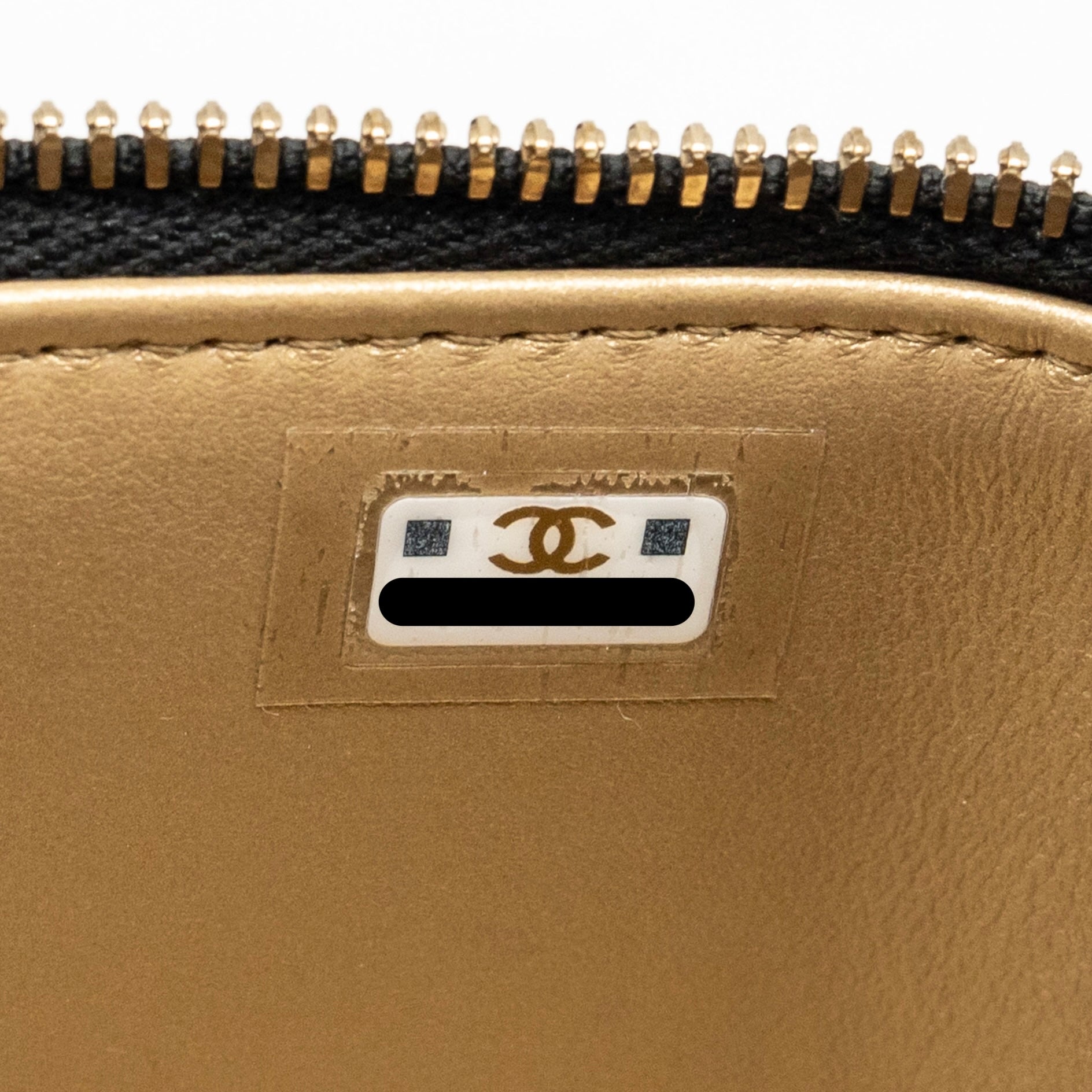 chanel-pearl-crush-mini-vanity-with-chain-lambskin-black-ghw-microchip-2