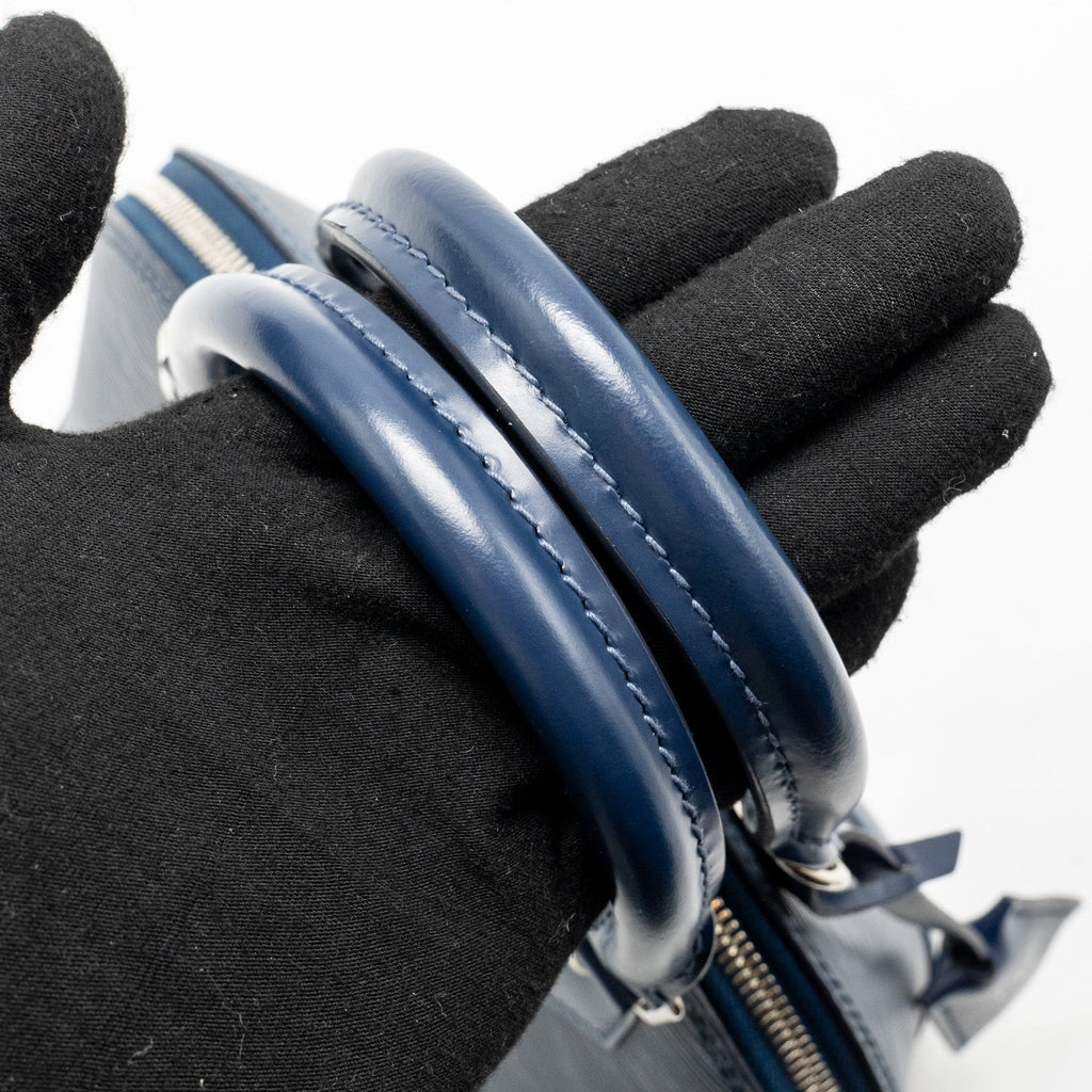 louis-vuitton-alma-bb-epi-indigo-shw