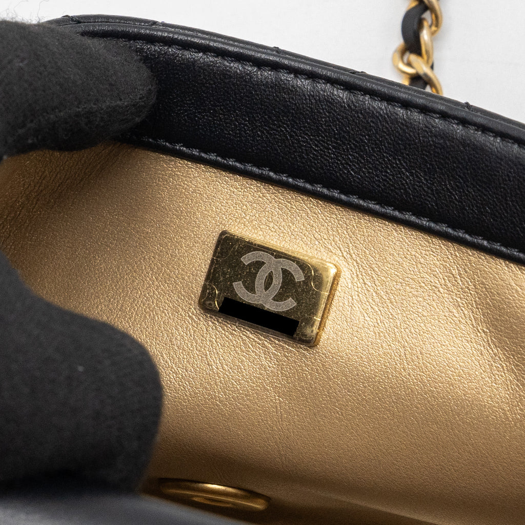 chanel-pearl-crush-mini-square-flap-bag-lambskin-black-ghwmicrochip