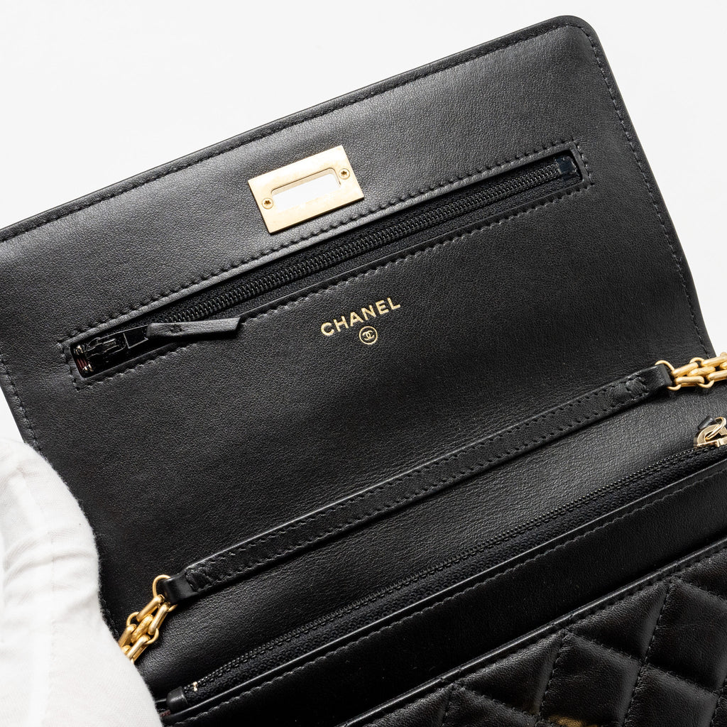 chanel-2-55-reissue-wallet-on-chain-lambskin-black-ghw-microchip-copy