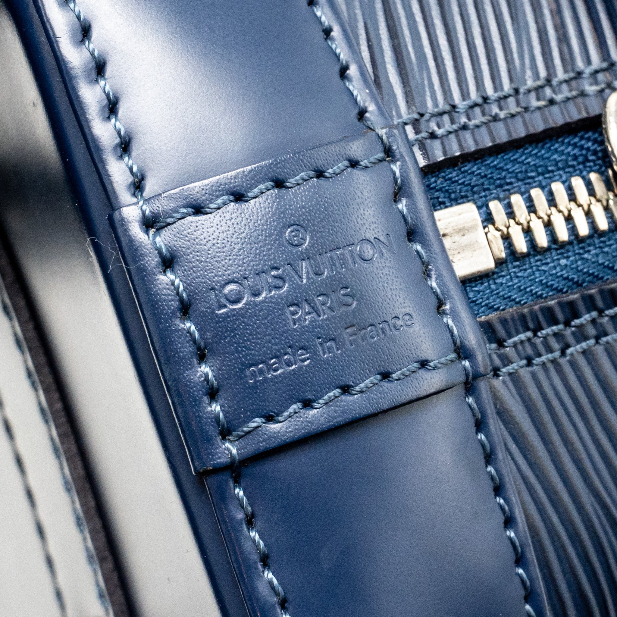 louis-vuitton-alma-bb-epi-indigo-shw