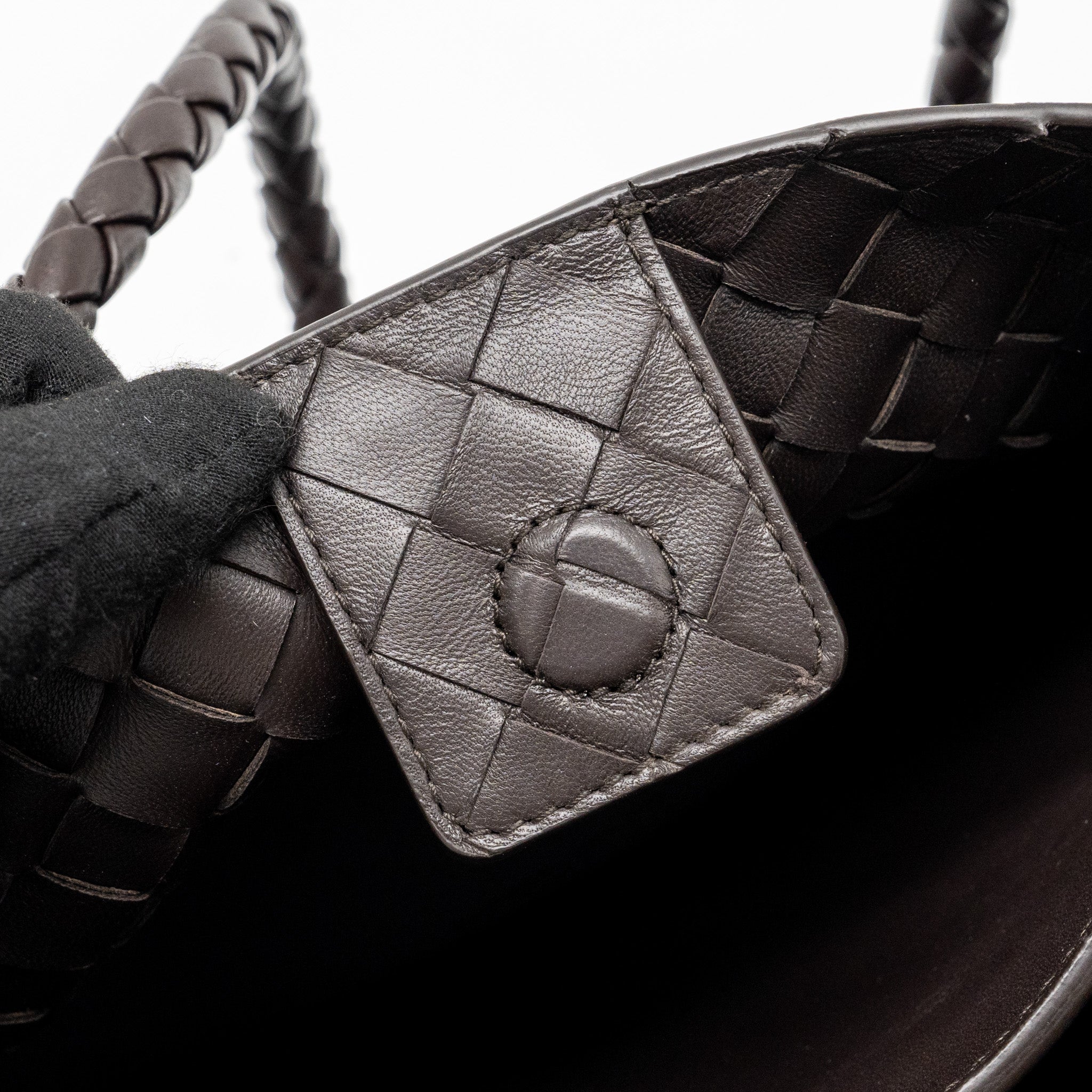 bottega-veneta-medium-andiamo-bag-lambskin-fondant-ghw