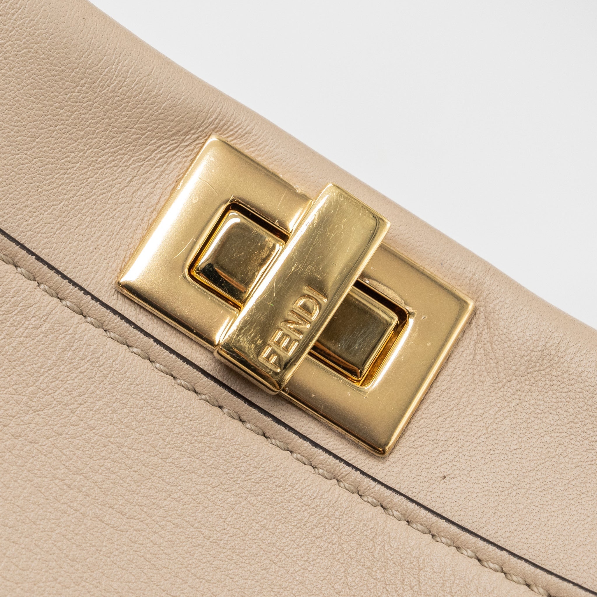fendi-peekaboo-mini-calfskin-beige-ghw