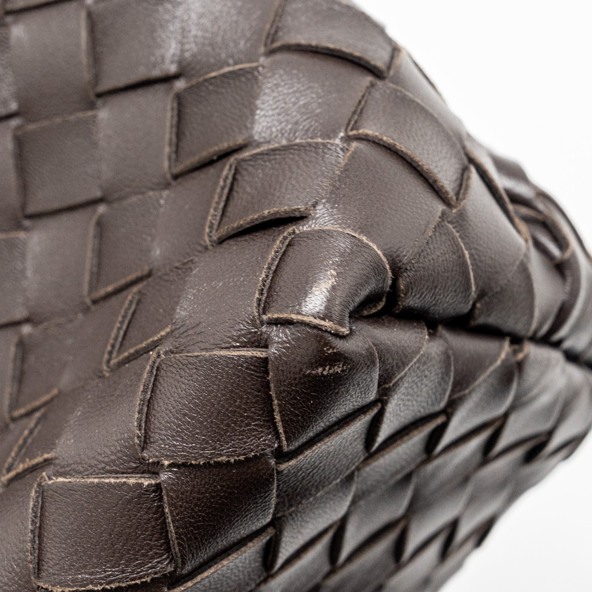 bottega-veneta-medium-andiamo-bag-lambskin-fondant-ghw