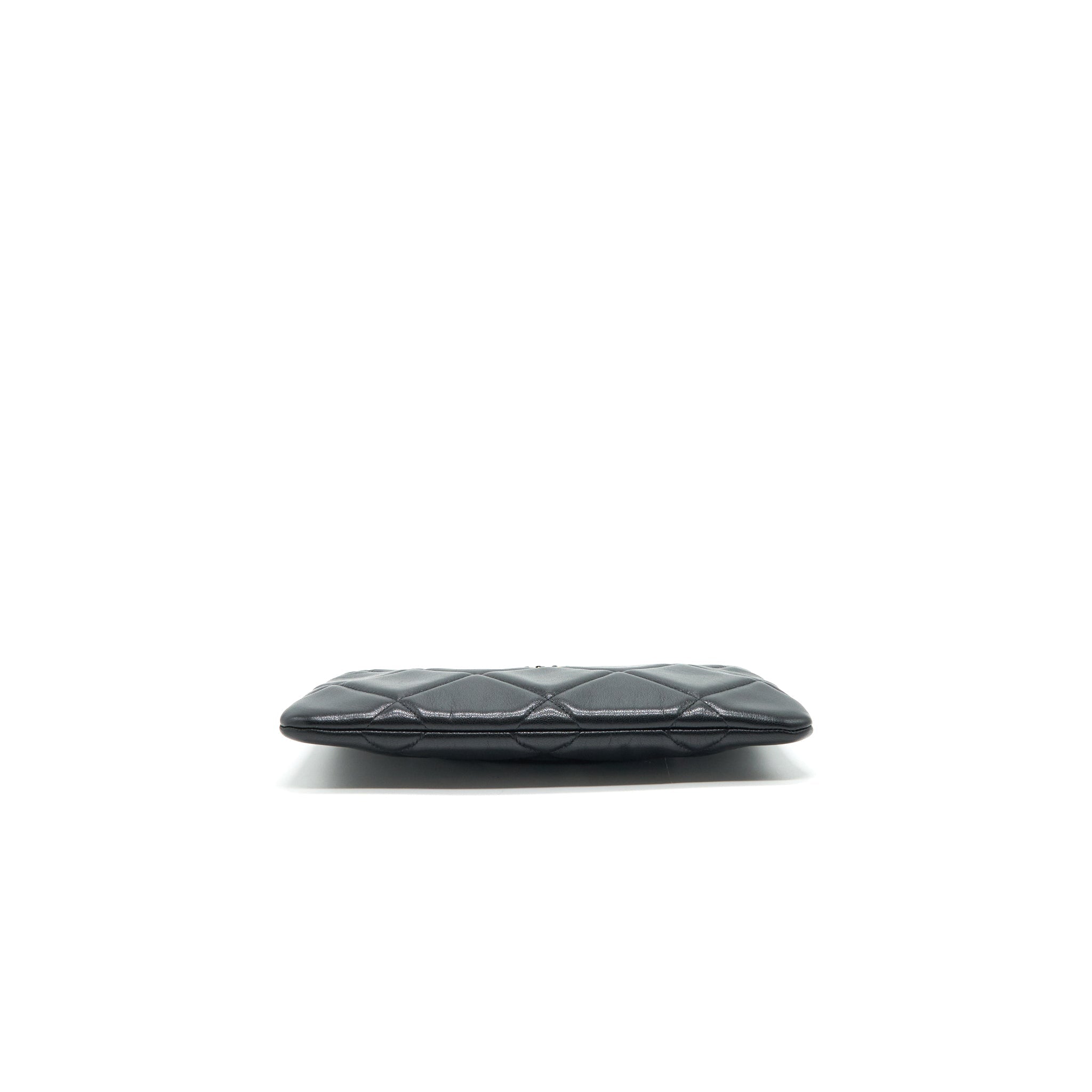 chanel-19-pouch-black-ghw