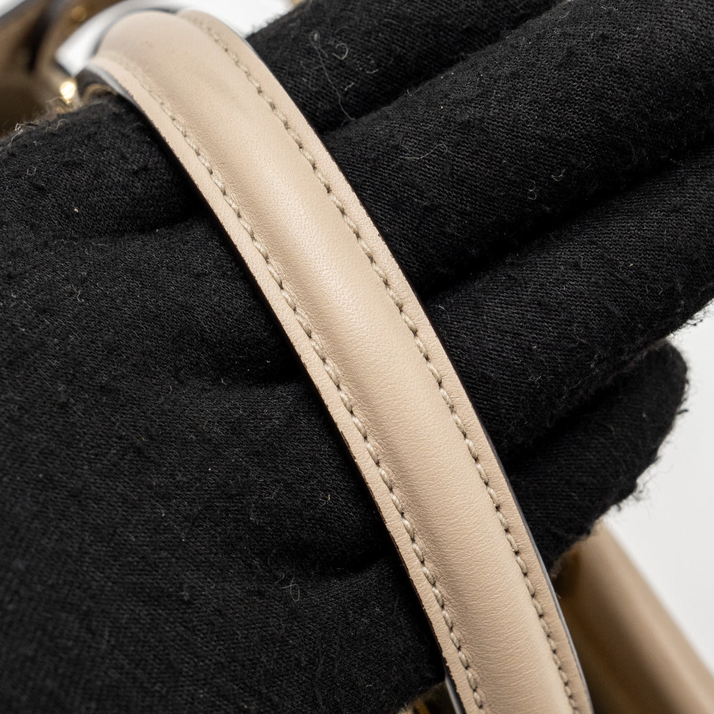 fendi-peekaboo-mini-calfskin-beige-ghw