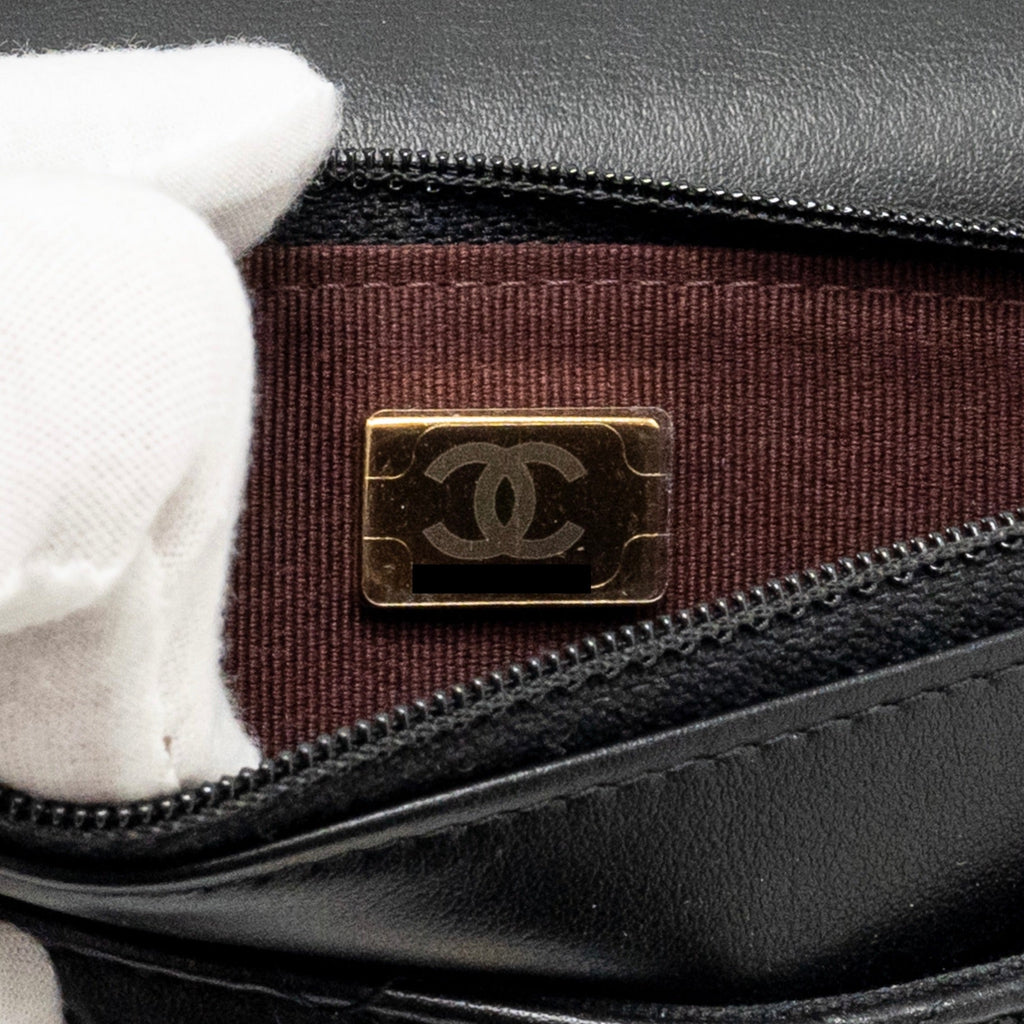 chanel-2-55-reissue-wallet-on-chain-lambskin-black-ghw-microchip-copy