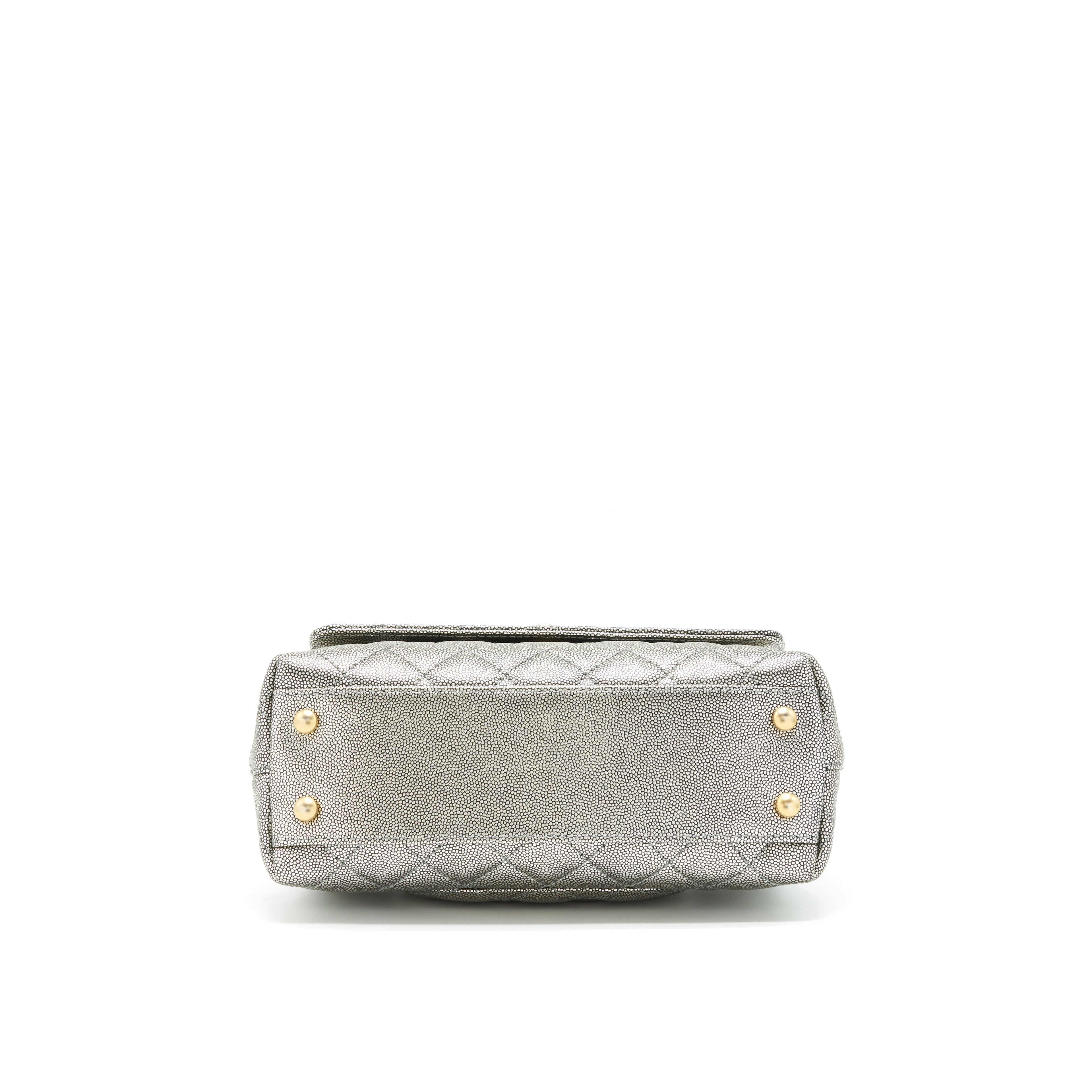 chanel-small-coco-handle-24cm-caviar-metallic-silver-ghw