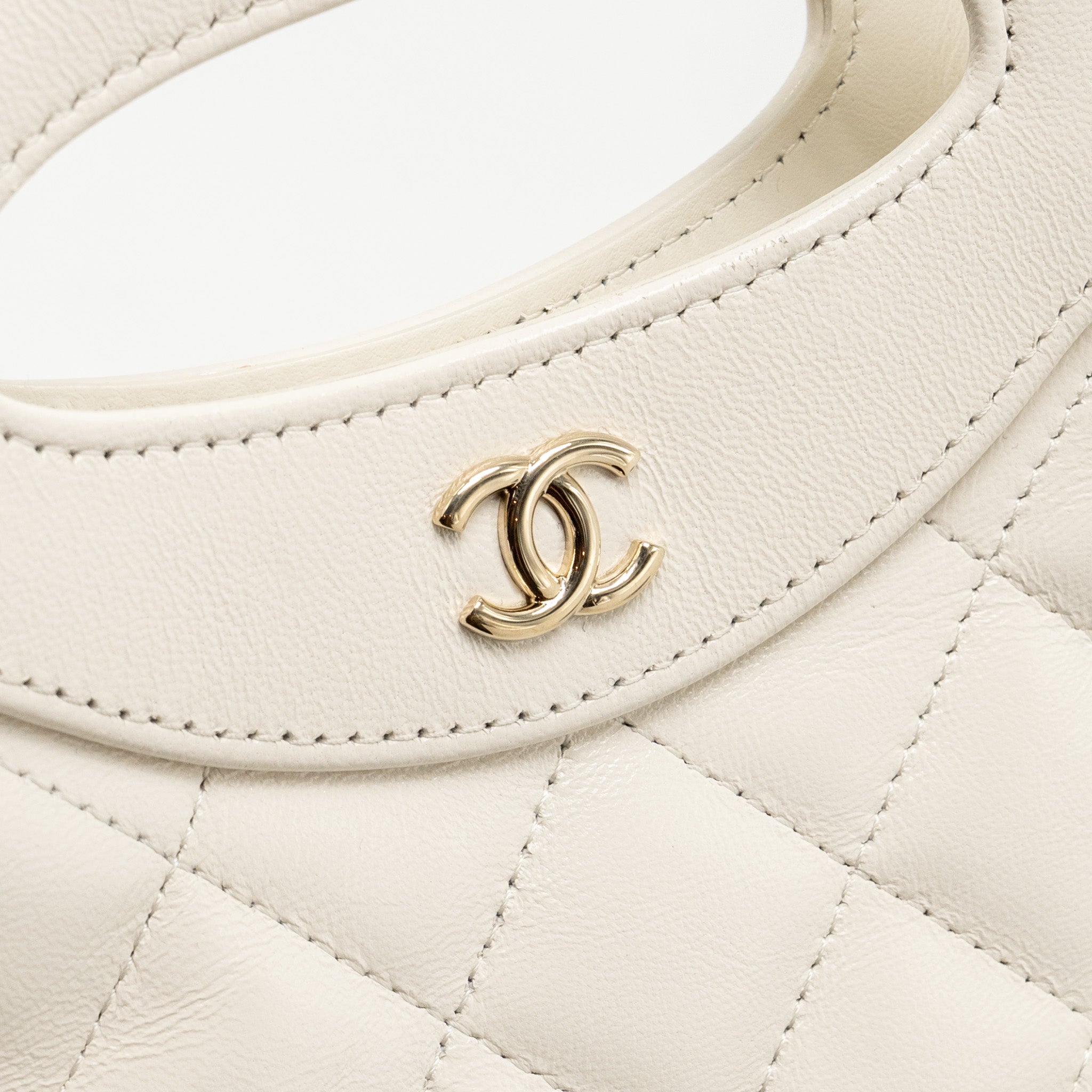 chanel-mini-31-clutch-with-chain-shiny-lambskin-white-lghw-microchip-copy