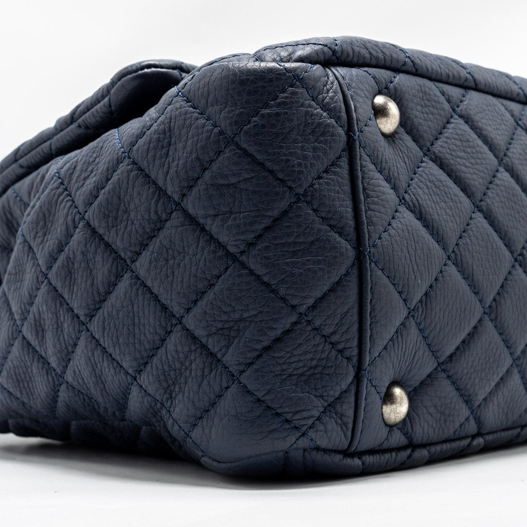 chanel-xxl-airline-classic-flap-bag-grained-calfskin-dark-blue-ruthenium-hardware