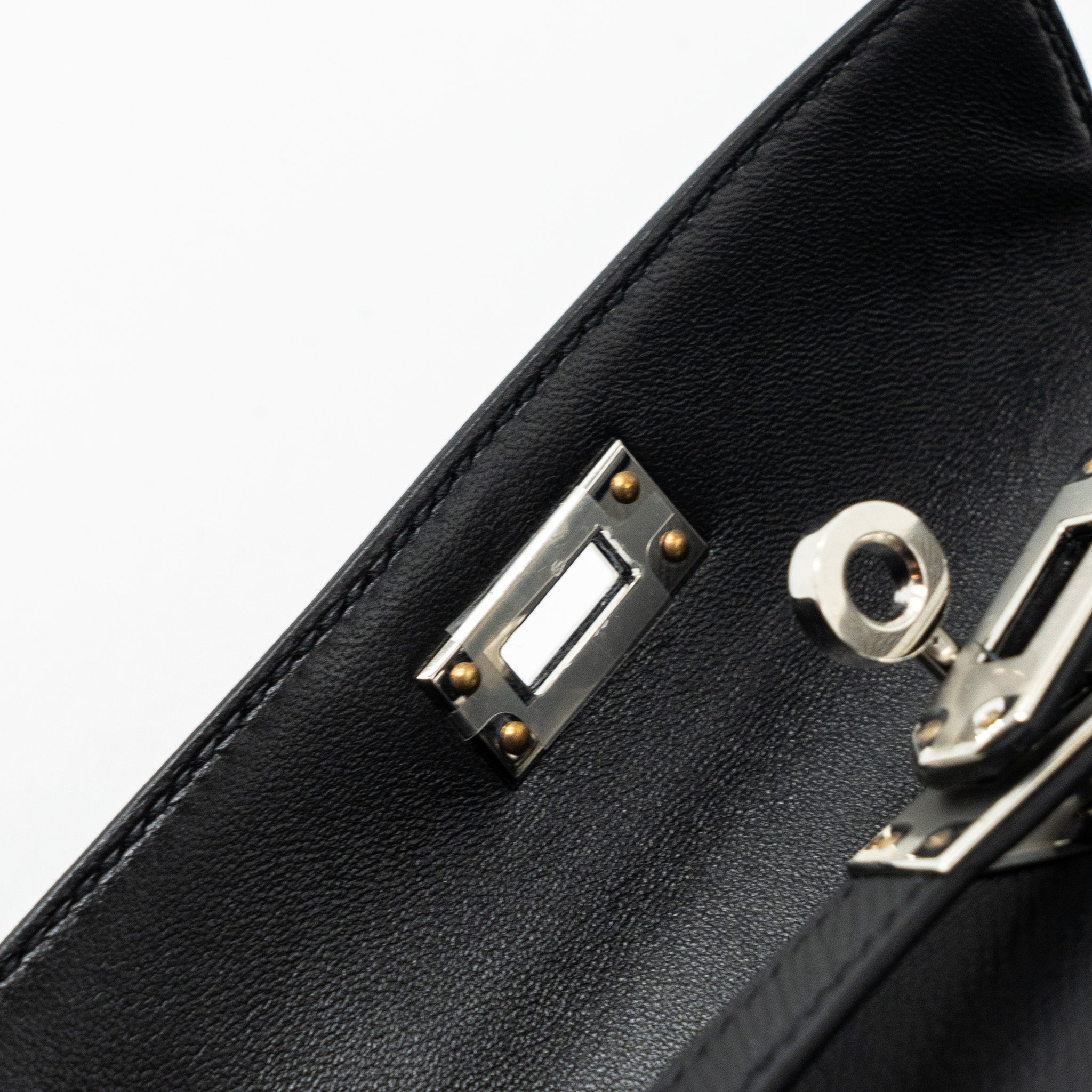 hermes-mini-kelly-epsom-black-shw-stamp-b