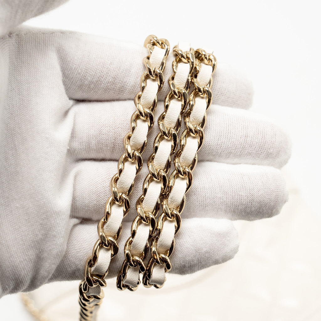 chanel-mini-31-clutch-with-chain-shiny-lambskin-white-lghw-microchip-copy