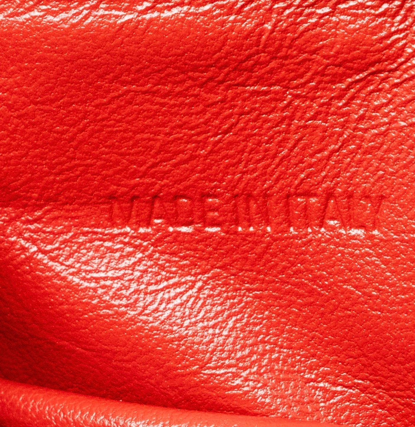 balenciaga-triangle-duffle-bag-calfskin-black-shw-copy