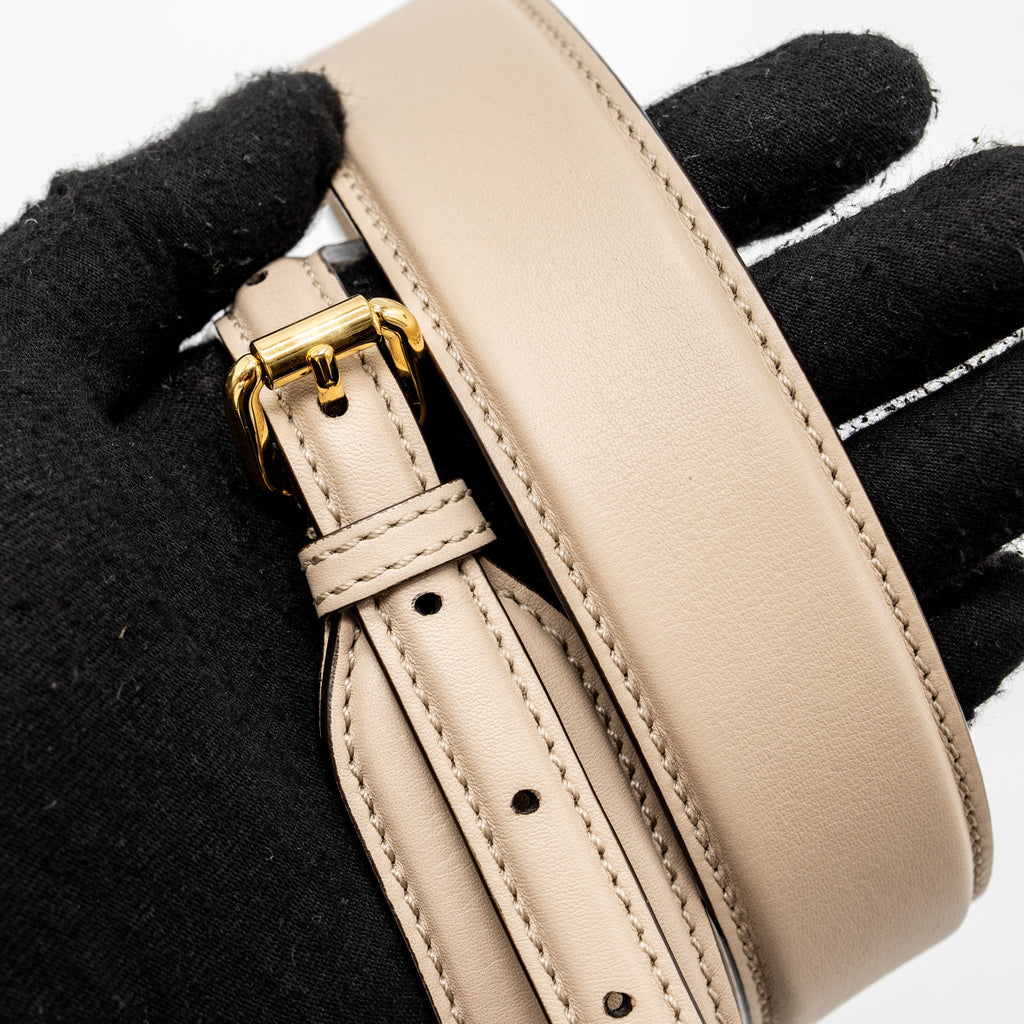 fendi-peekaboo-mini-calfskin-beige-ghw