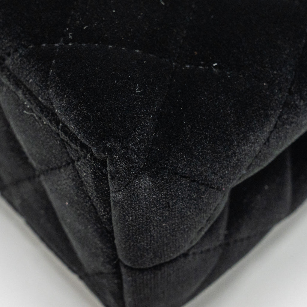 chanel-24a-mini-shopping-tote-mini-kelly-velvet-black-ghw-microchip