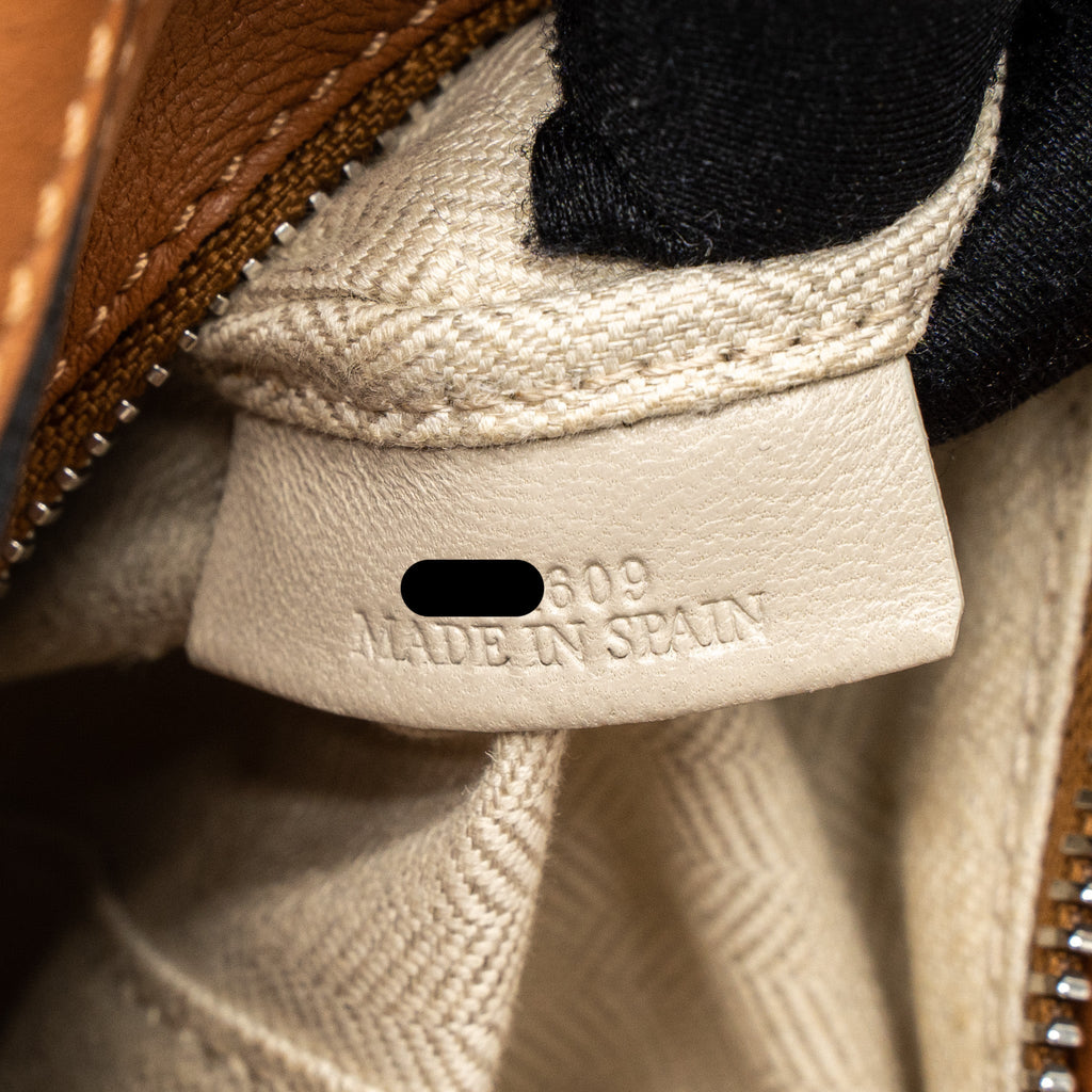 loewe-medium-puzzle-bag-calfskin-tan-ghw