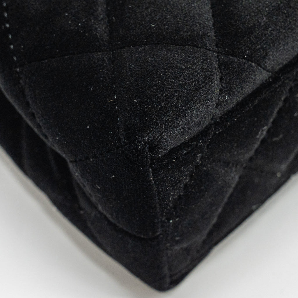 chanel-24a-mini-shopping-tote-mini-kelly-velvet-black-ghw-microchip