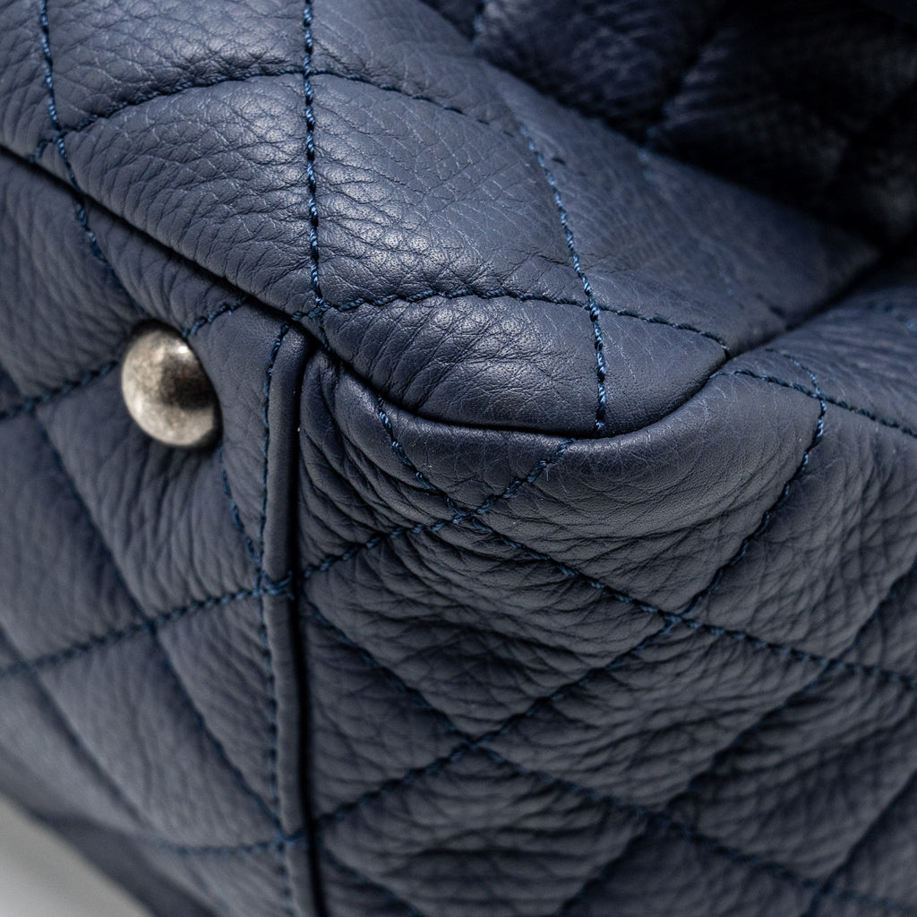 chanel-xxl-airline-classic-flap-bag-grained-calfskin-dark-blue-ruthenium-hardware